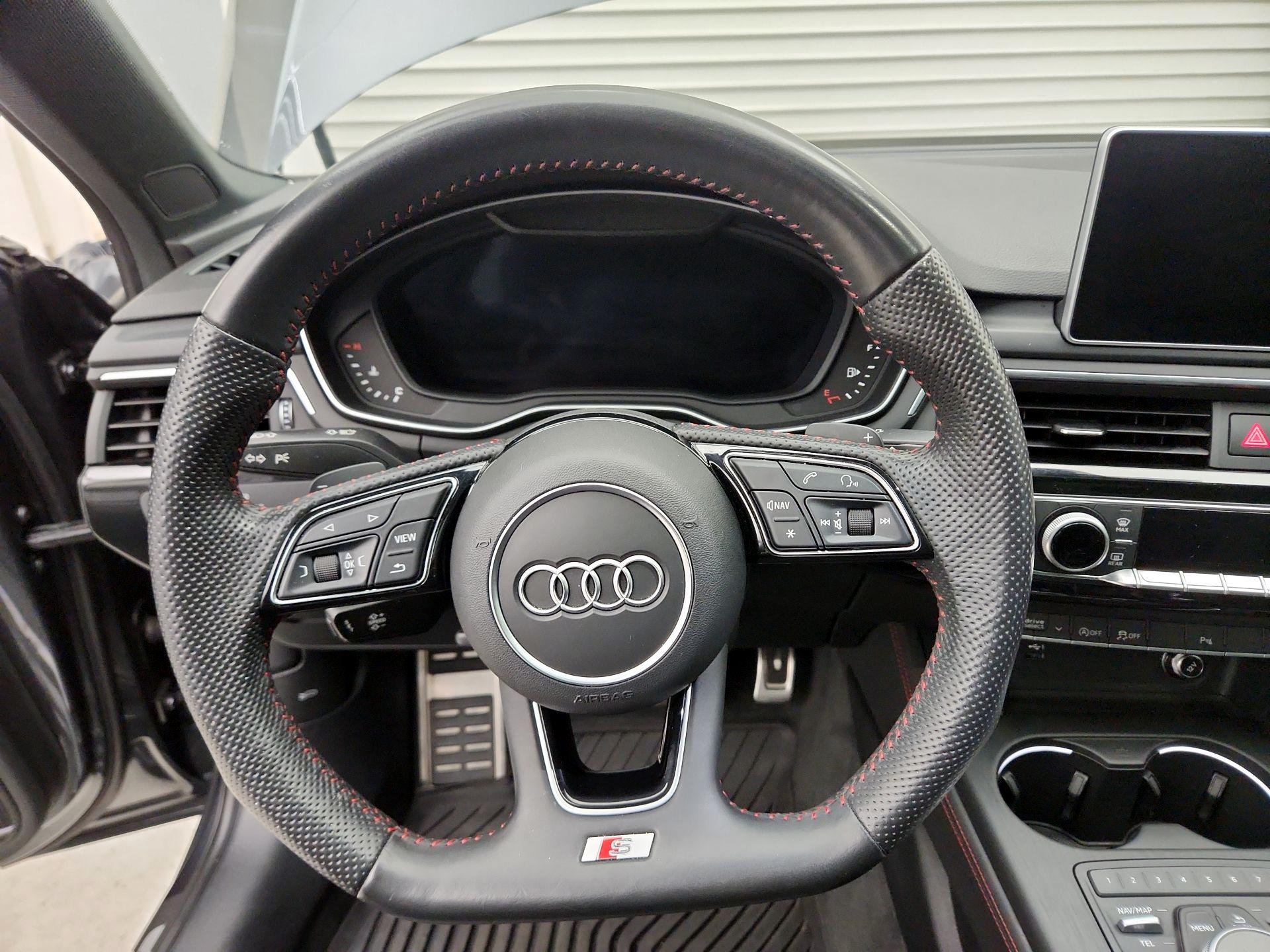 Thumbnail: 2019 Audi A4 - 10