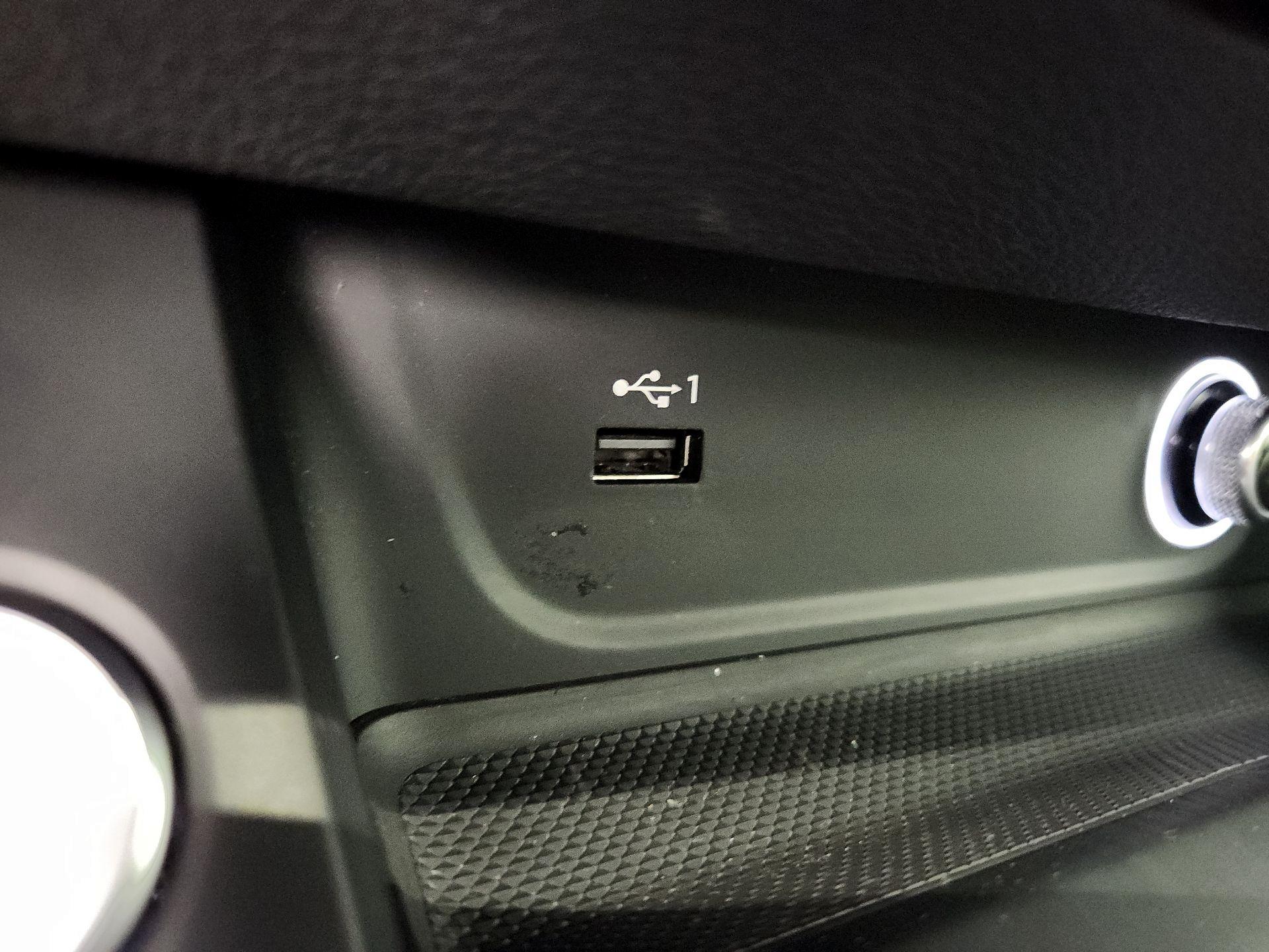 Thumbnail: 2019 Audi A4 - 19