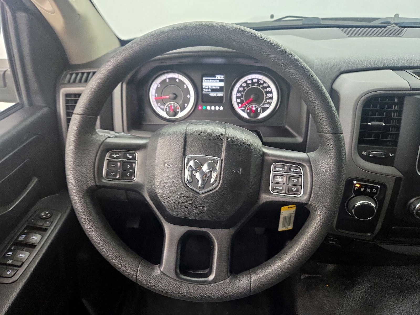 2018 RAM Ram 1500 Pickup Tradesman - Photo 11