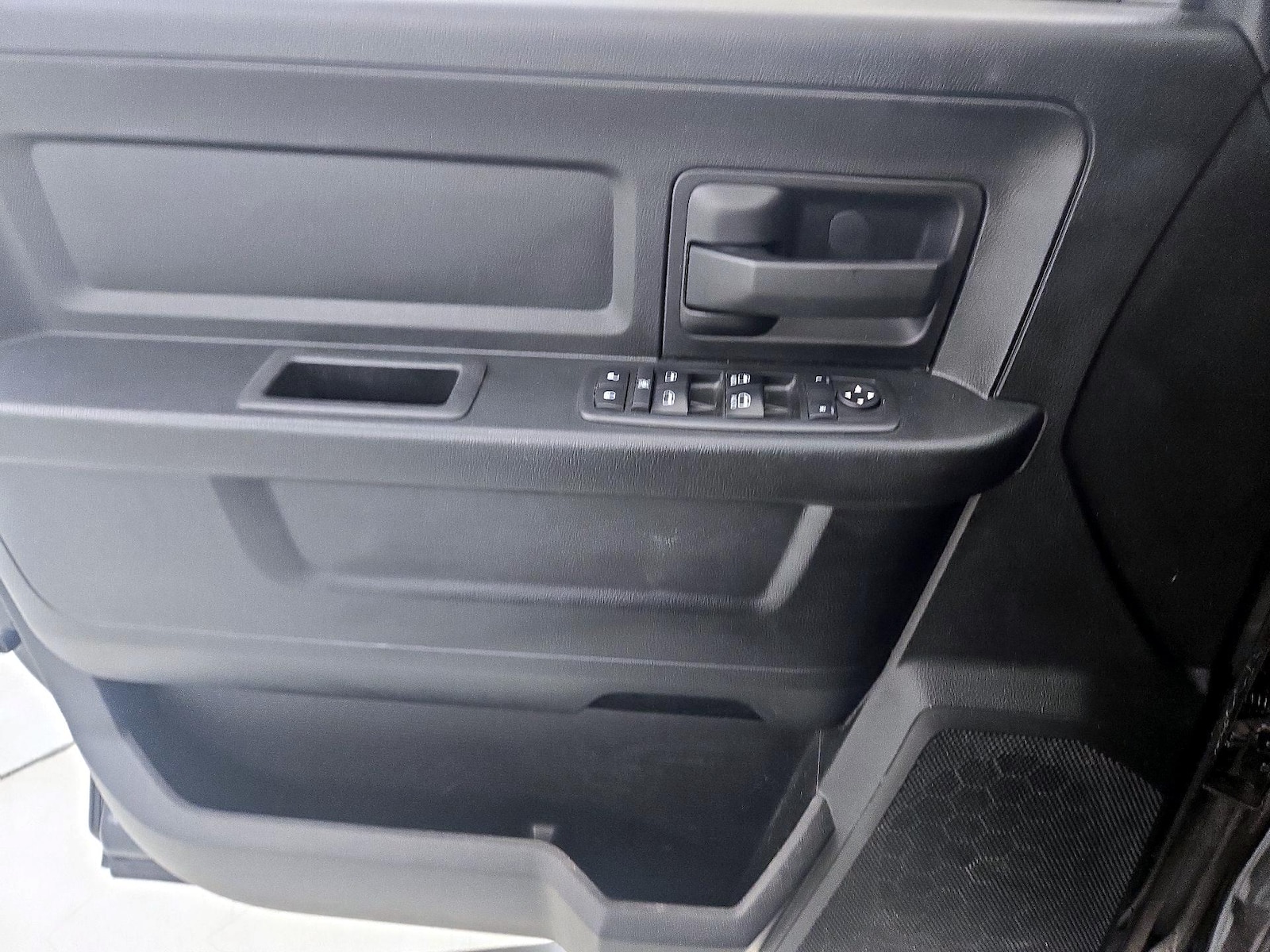 2018 RAM Ram 1500 Pickup Tradesman - Photo 13