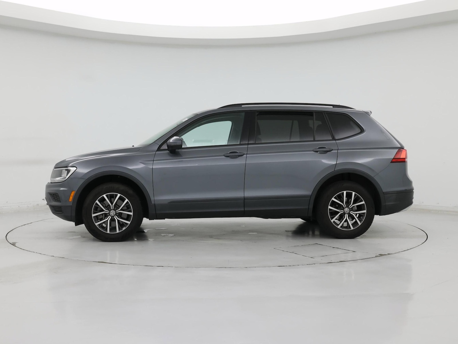 2021 Volkswagen Tiguan S - Photo 4