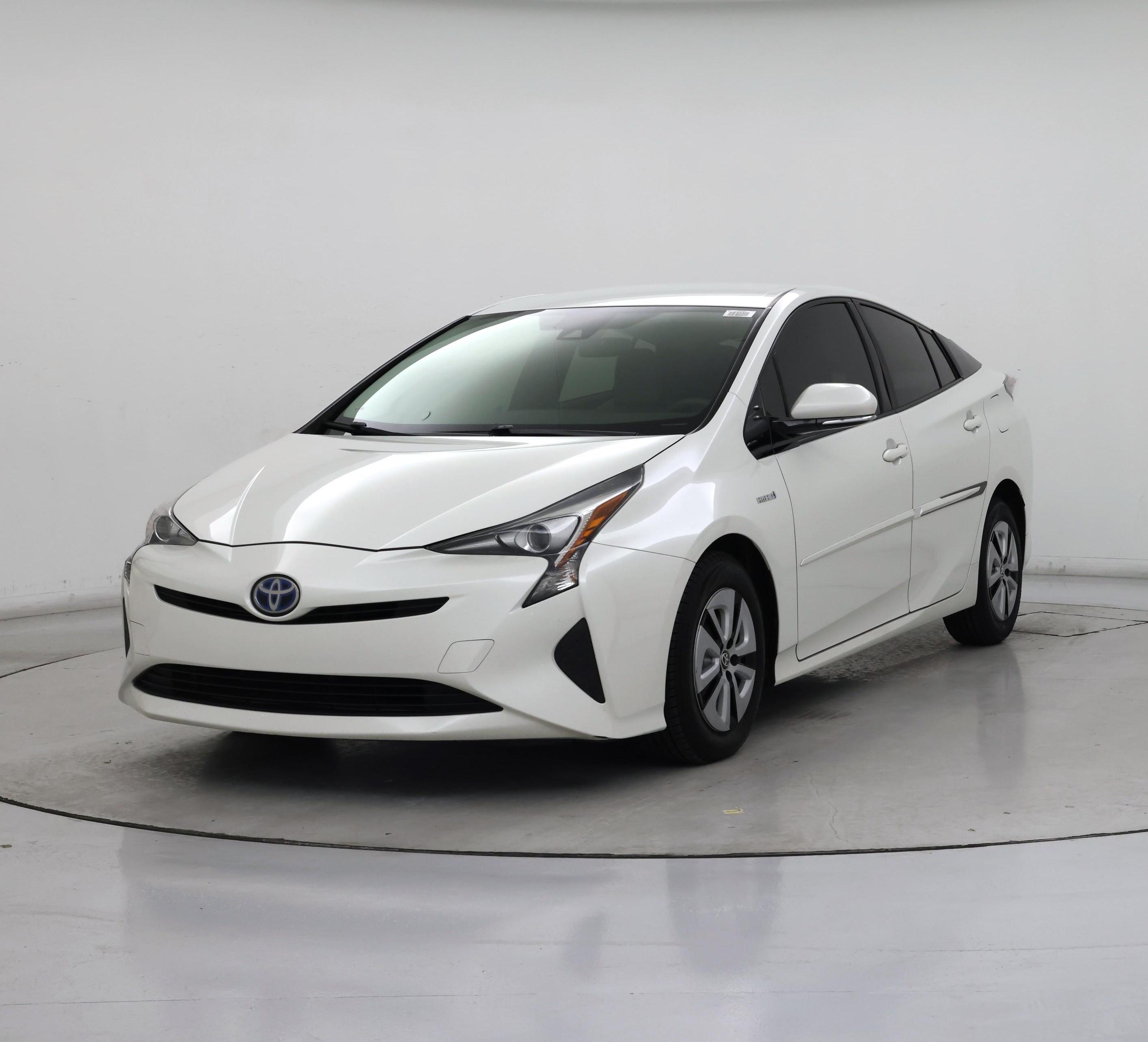 Thumbnail: 2018 Toyota Prius - 4