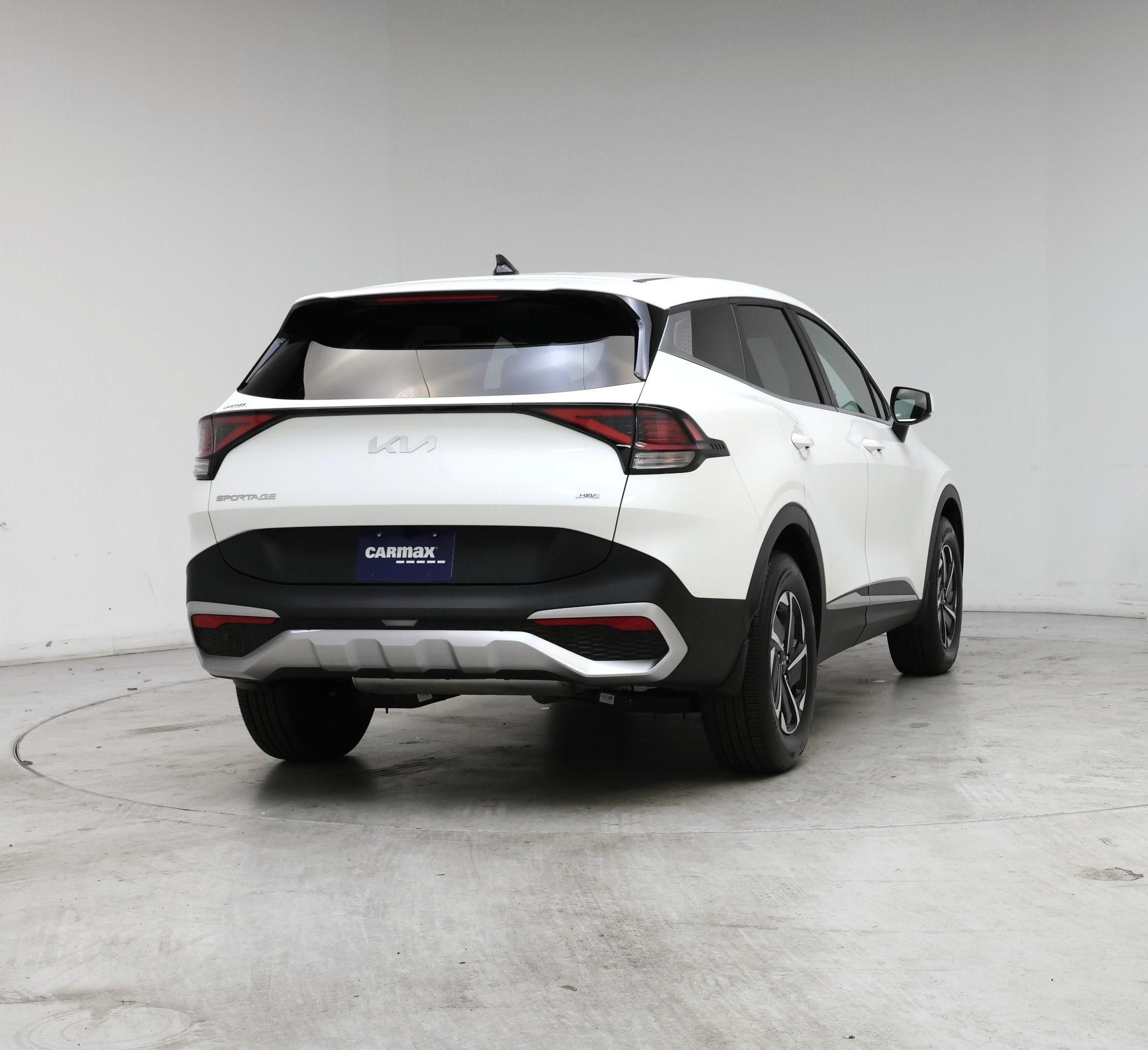 Thumbnail: 2023 Kia Sportage - 8