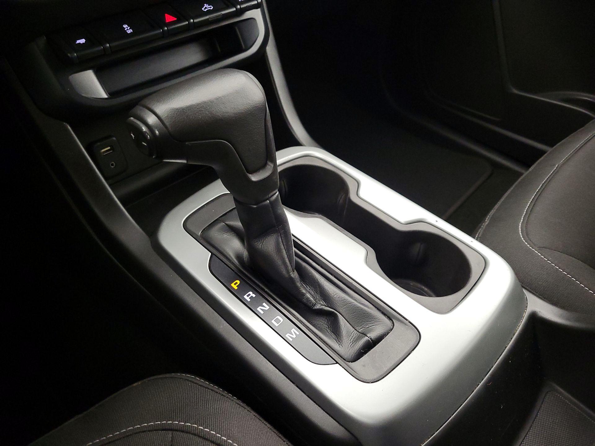 Thumbnail: 2016 Chevrolet Colorado - 17