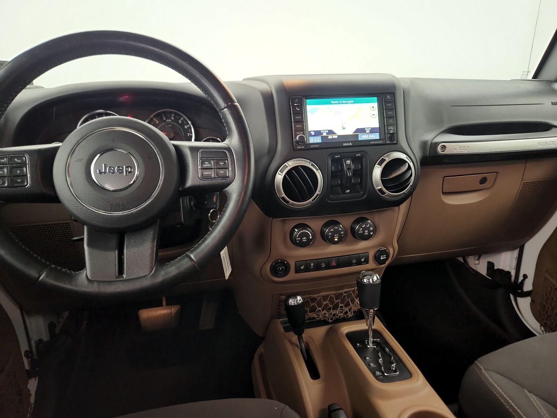 Thumbnail: 2017 Jeep Wrangler - 9