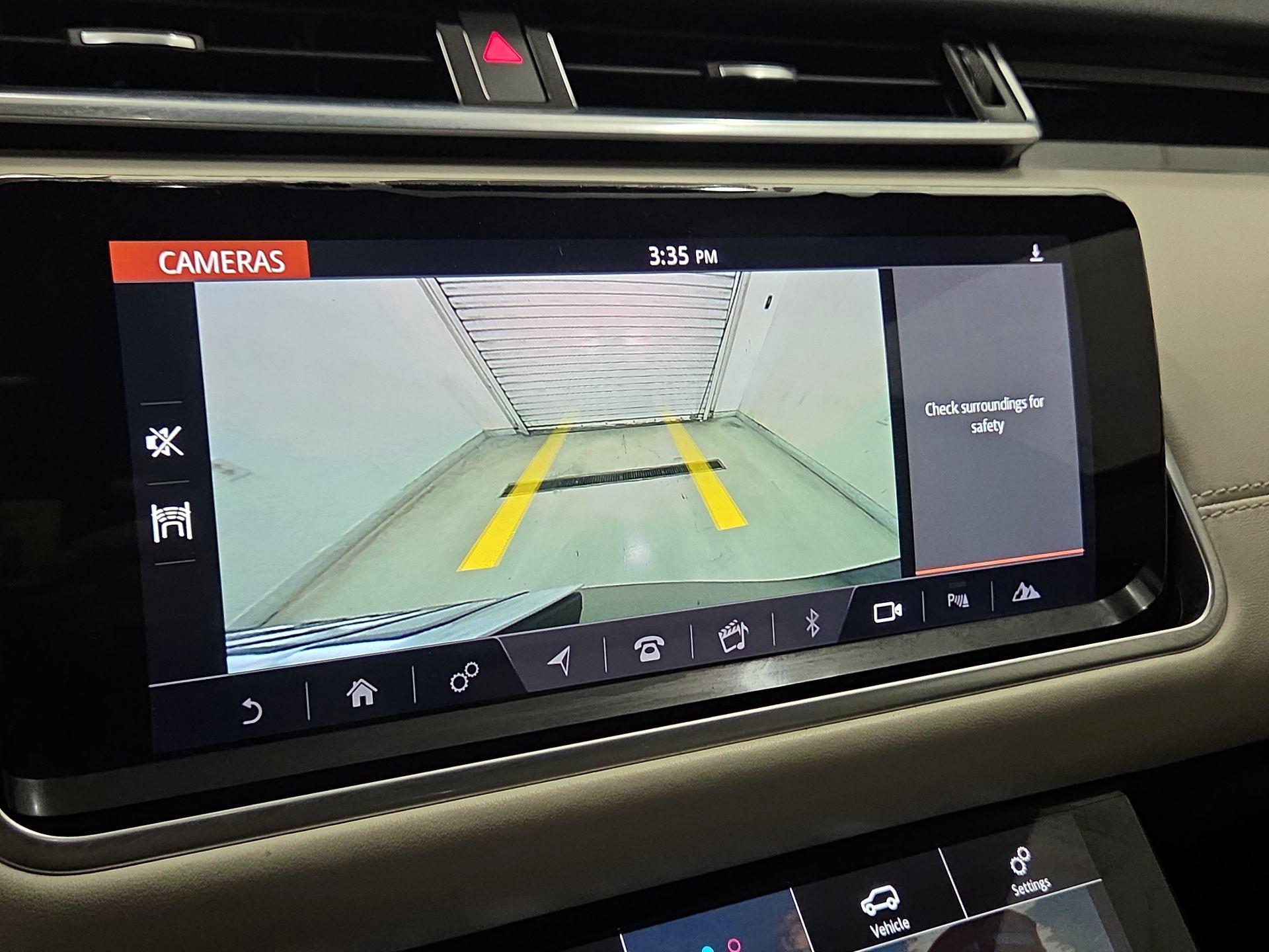 Thumbnail: 2018 Land Rover Range Rover Velar - 14