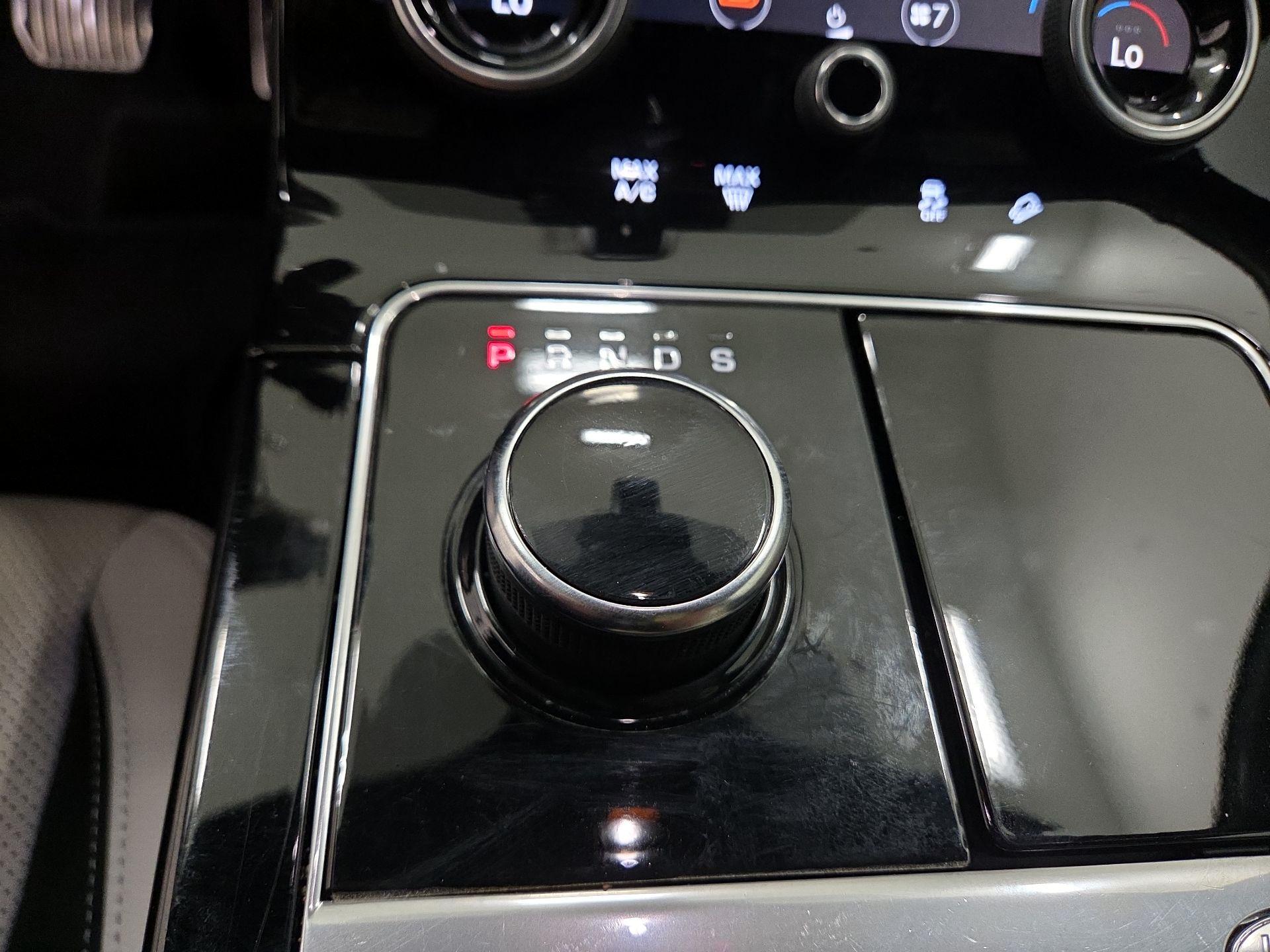 Thumbnail: 2018 Land Rover Range Rover Velar - 17