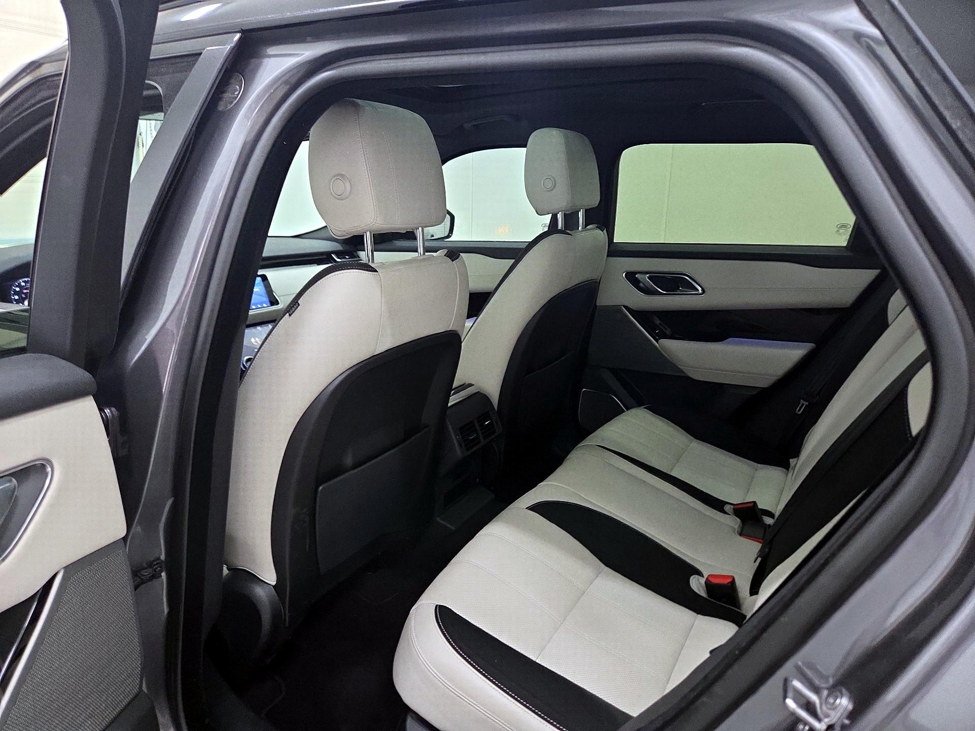 Thumbnail: 2018 Land Rover Range Rover Velar - 19