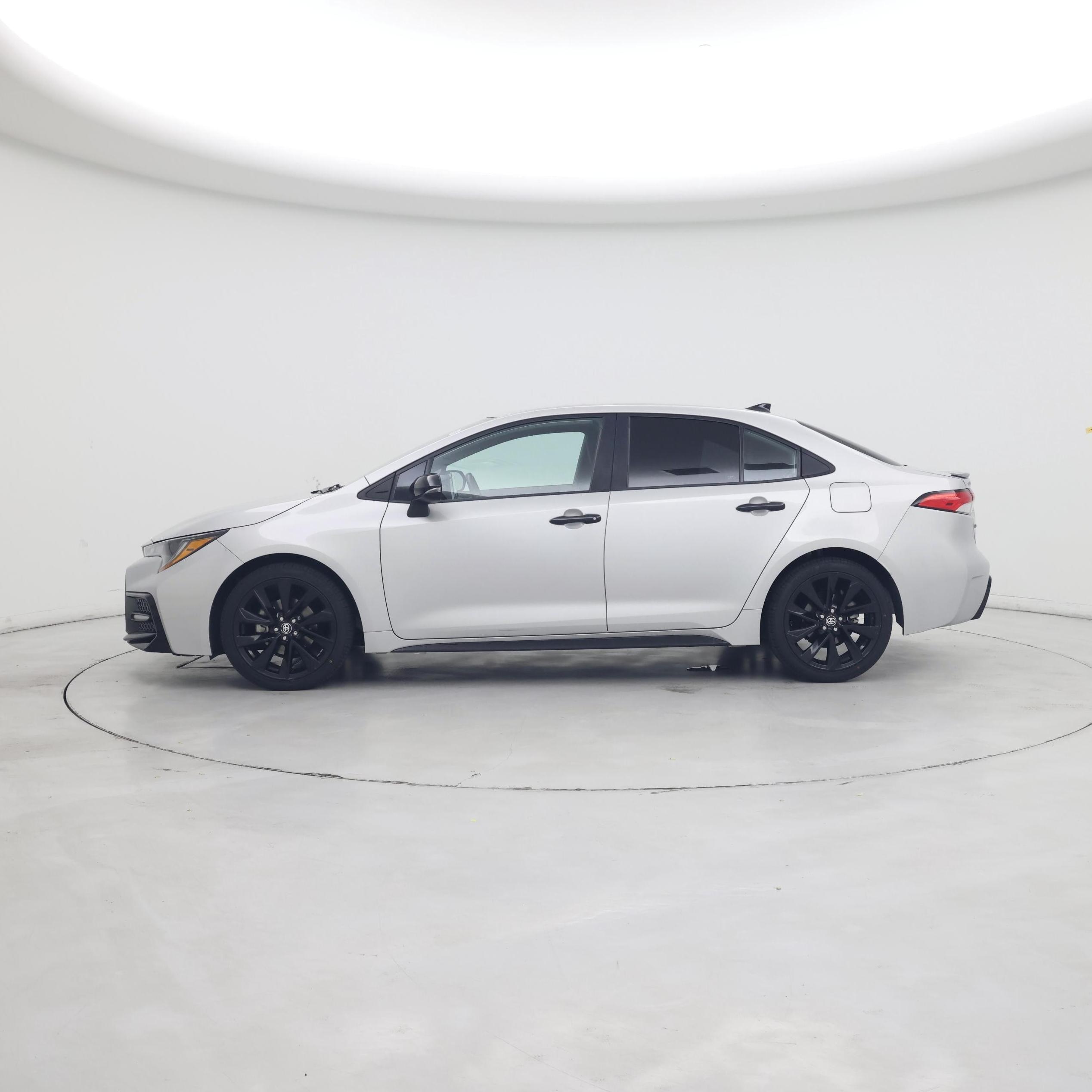 Thumbnail: 2021 Toyota Corolla - 3