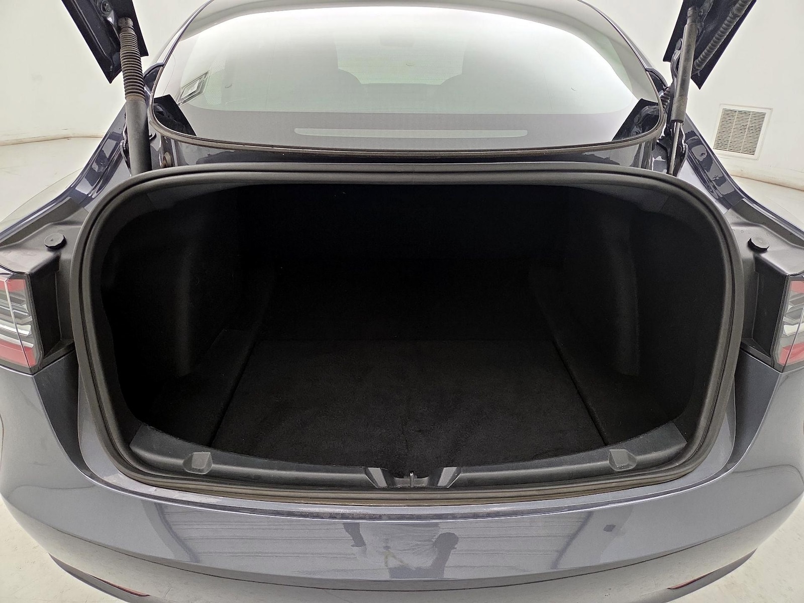 2023 Tesla Model 3 Long Range - Photo 21