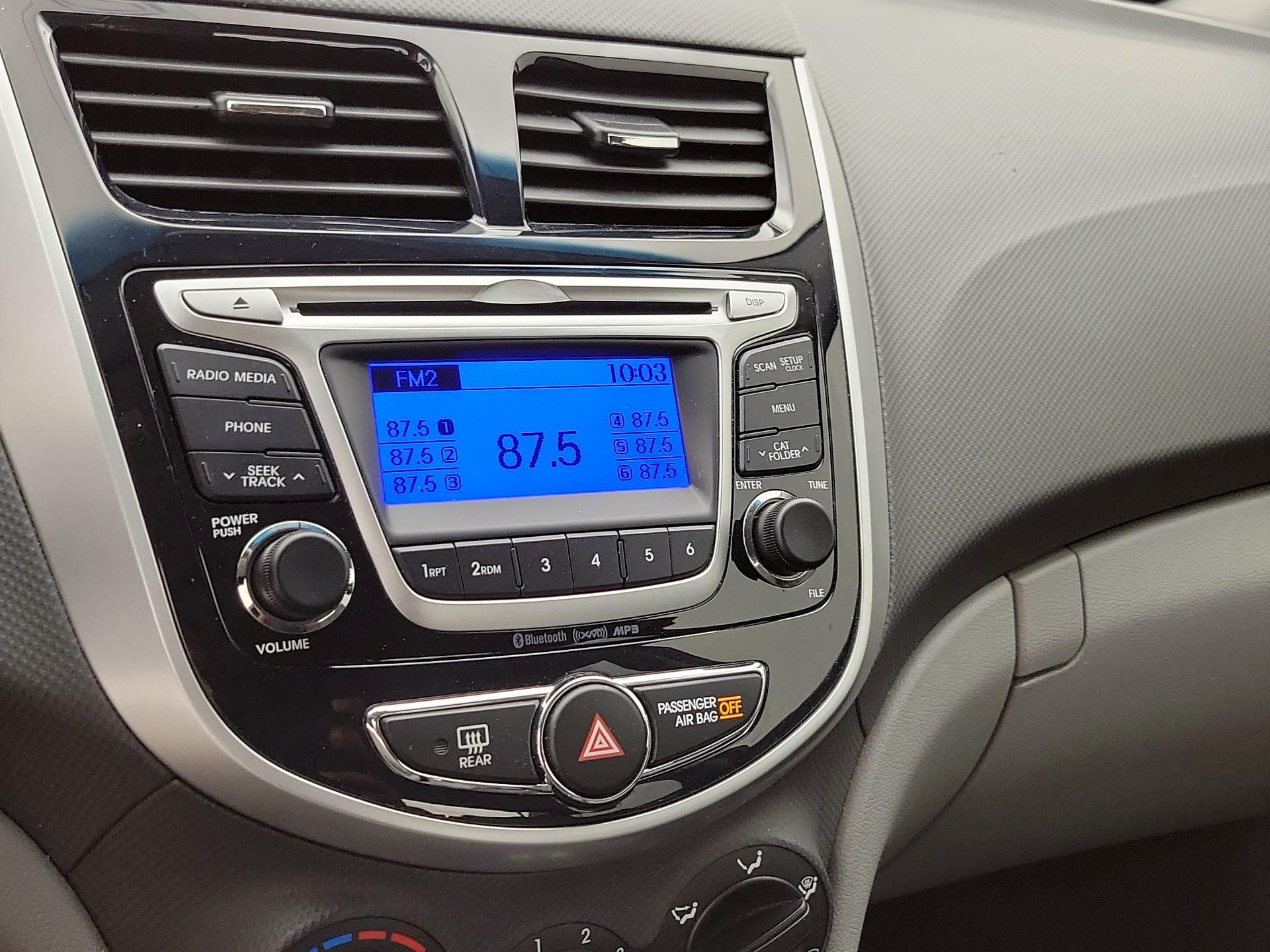 Thumbnail: 2014 Hyundai Accent - 14
