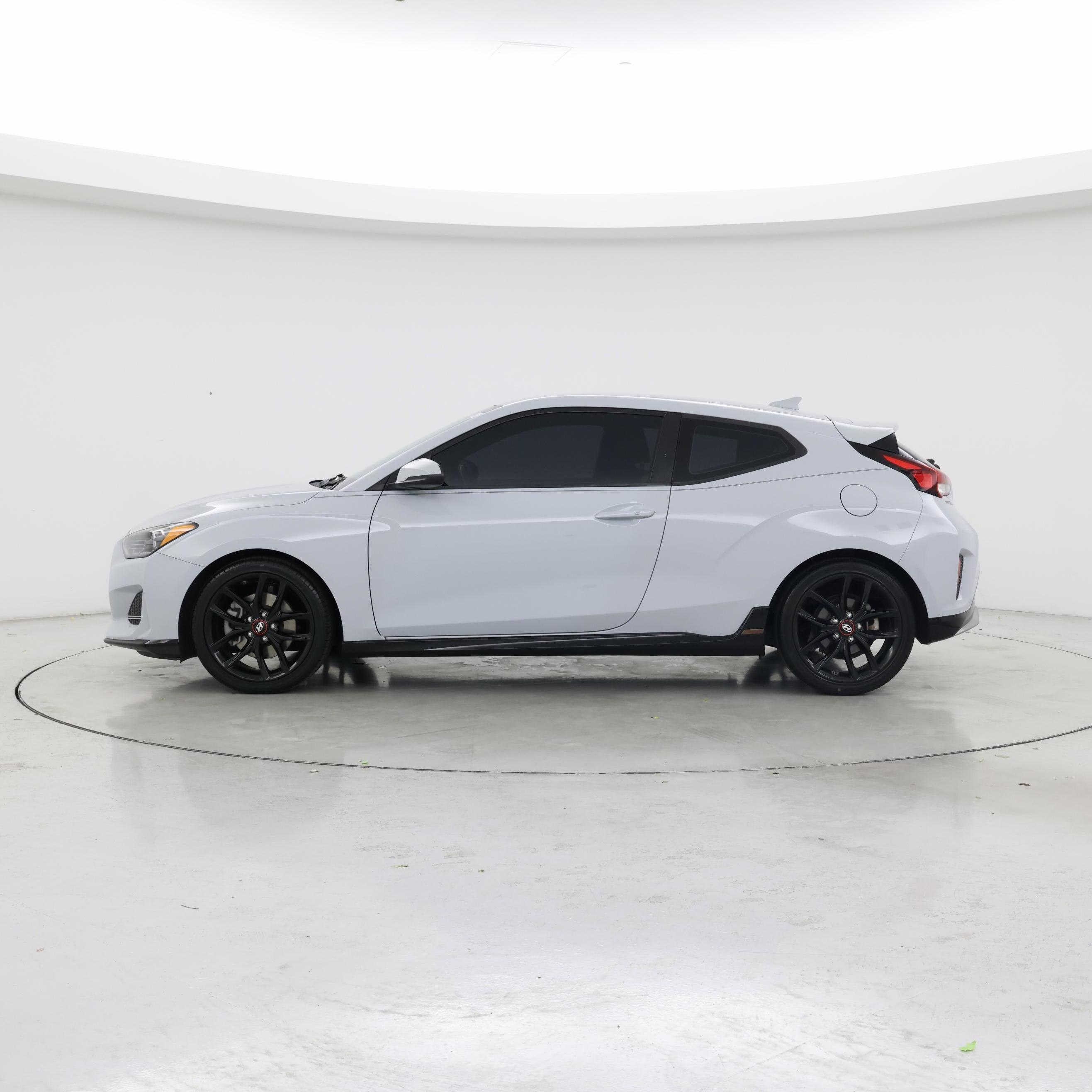 Thumbnail: 2020 Hyundai Veloster - 3