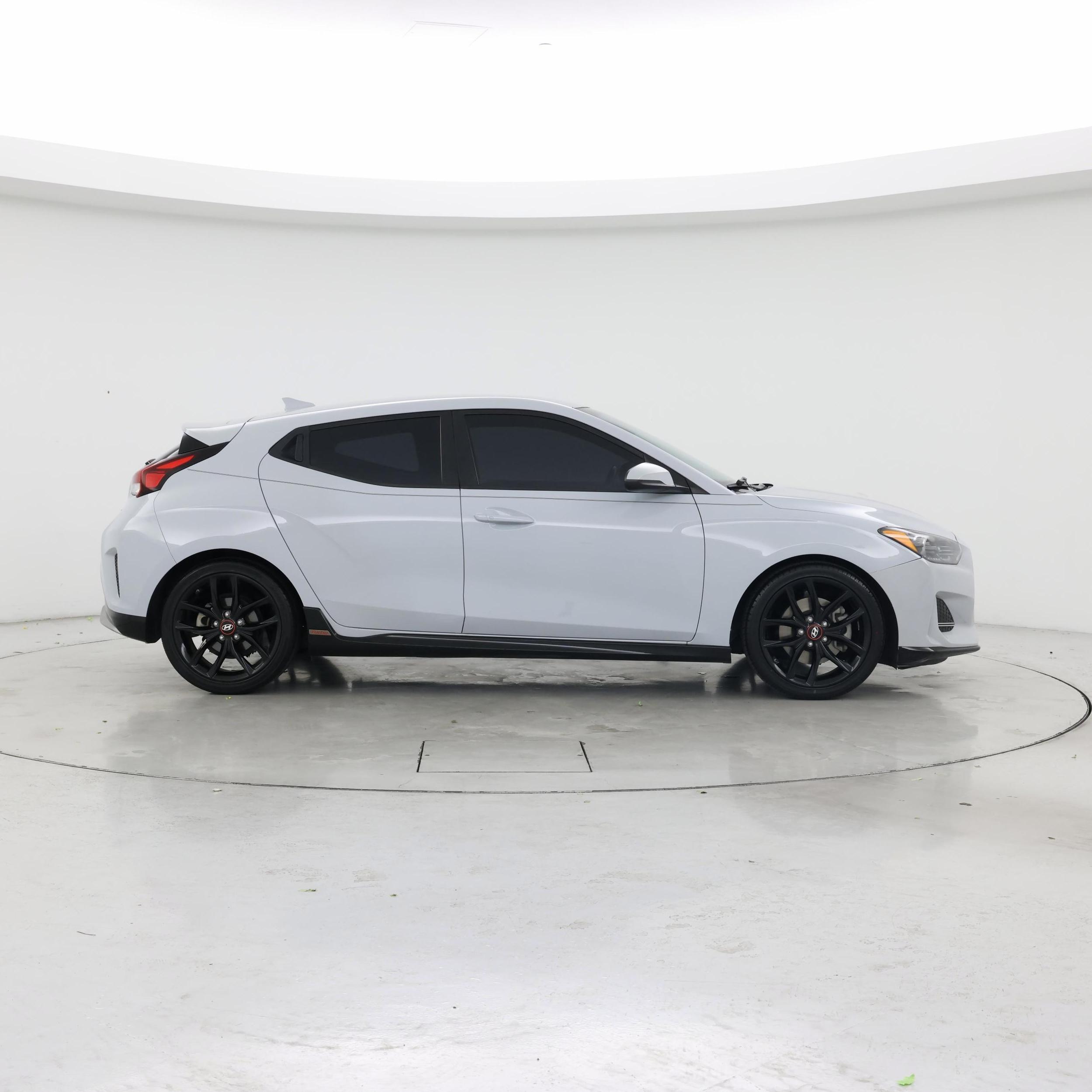 Thumbnail: 2020 Hyundai Veloster - 7