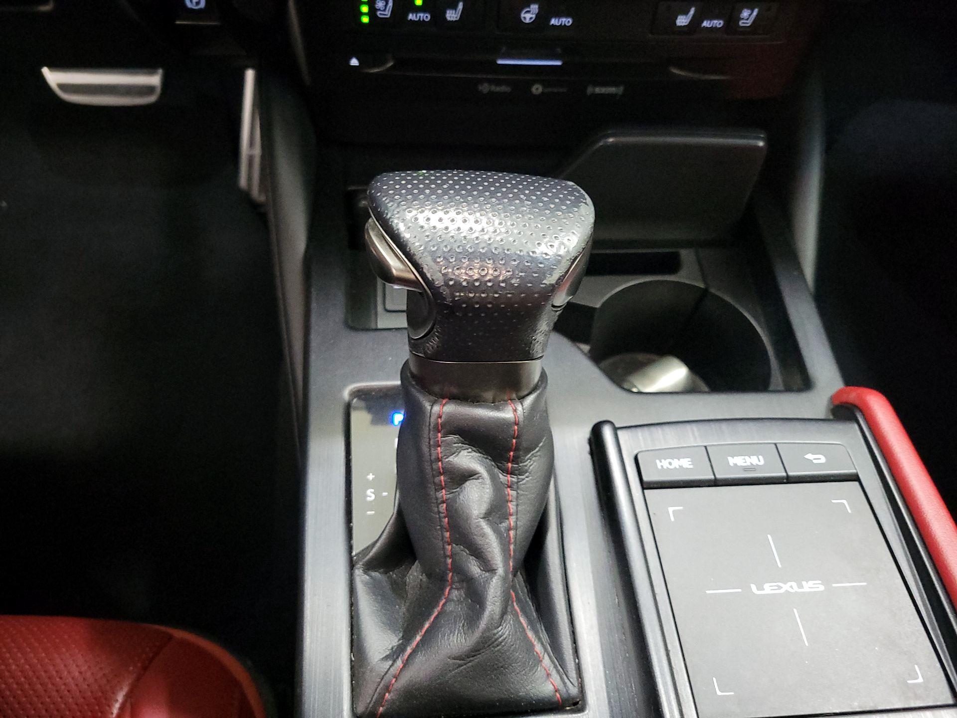 Thumbnail: 2019 Lexus ES - 17