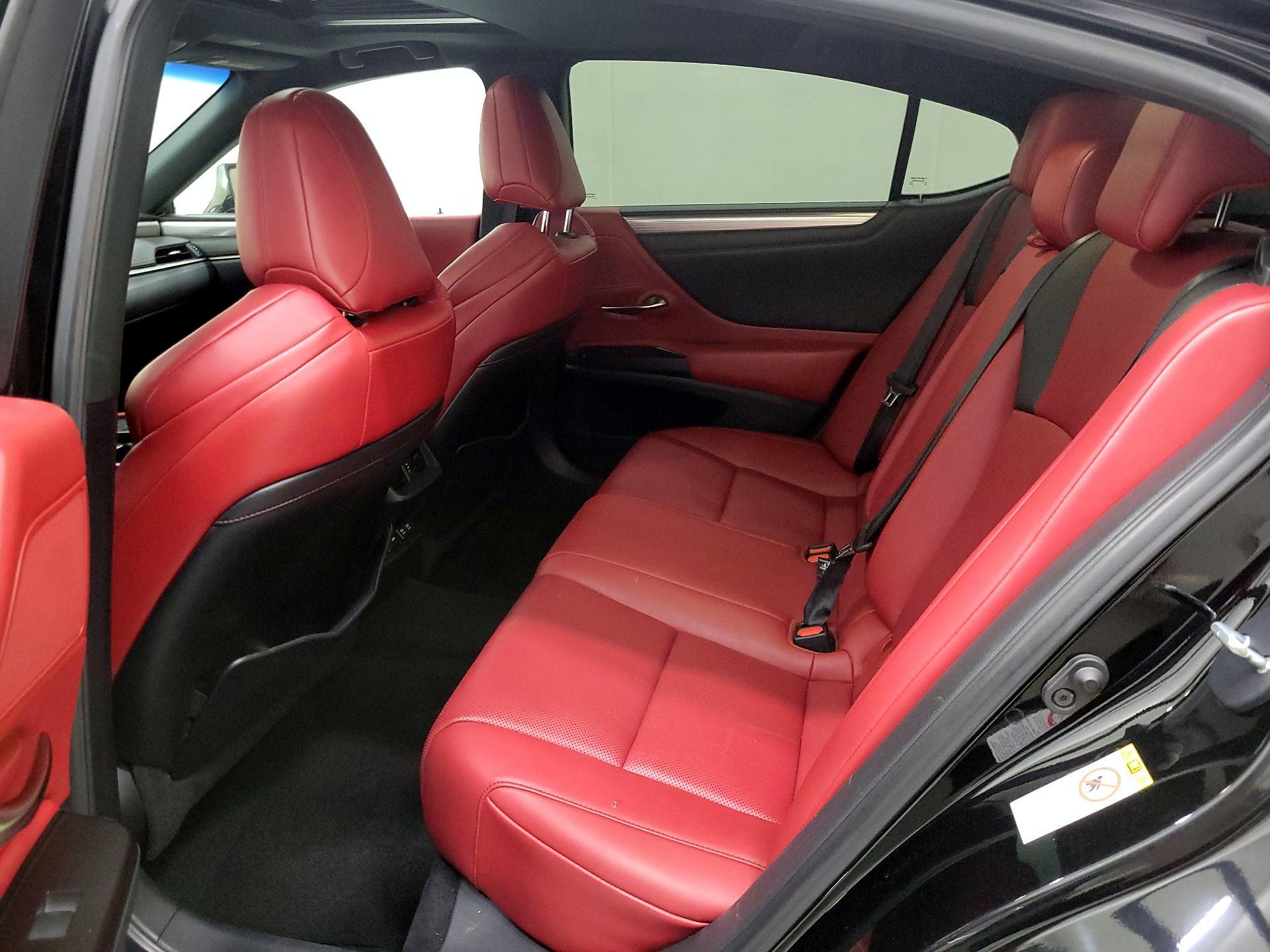 Thumbnail: 2019 Lexus ES - 20