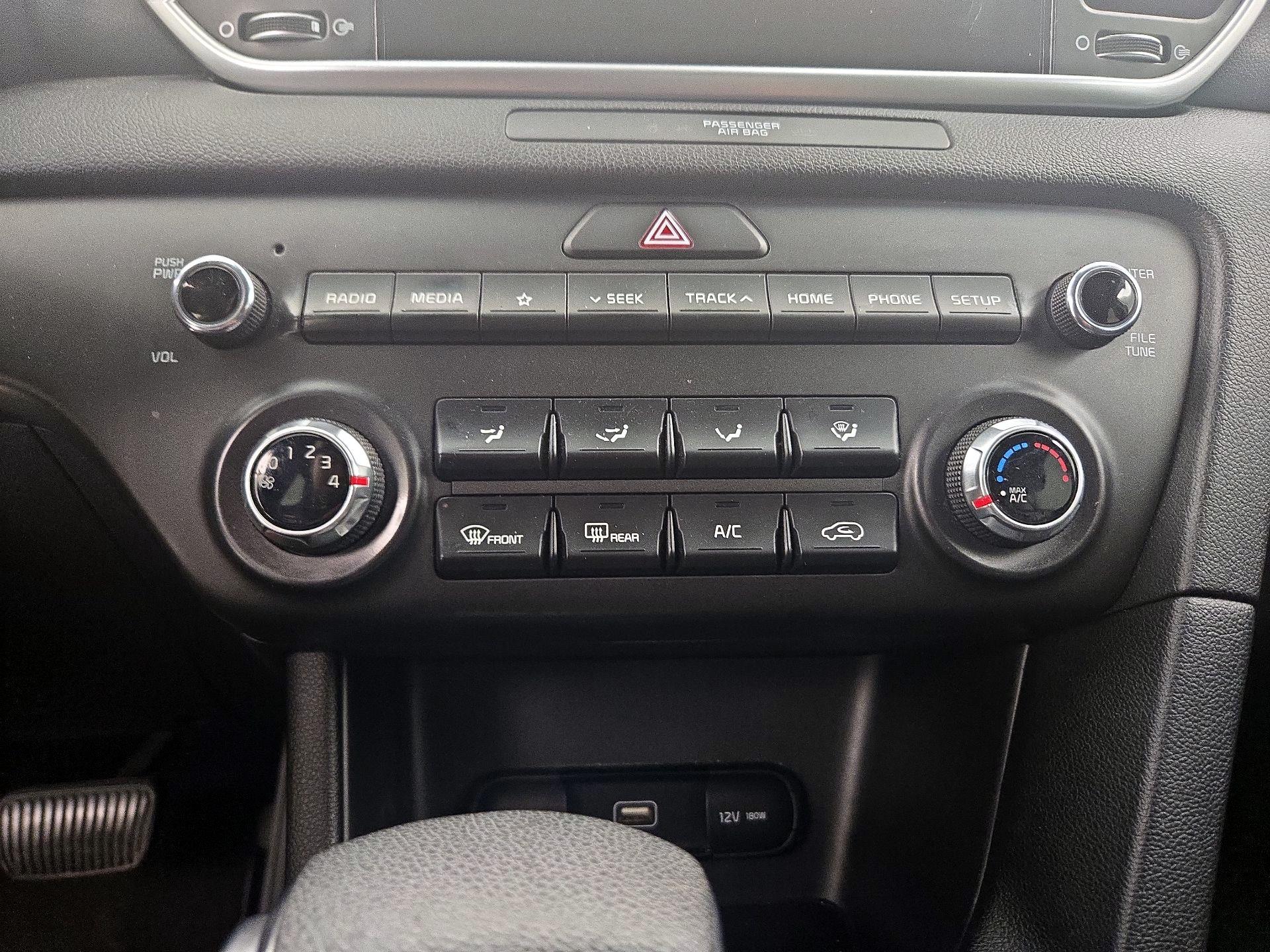 Thumbnail: 2021 Kia Sportage - 16