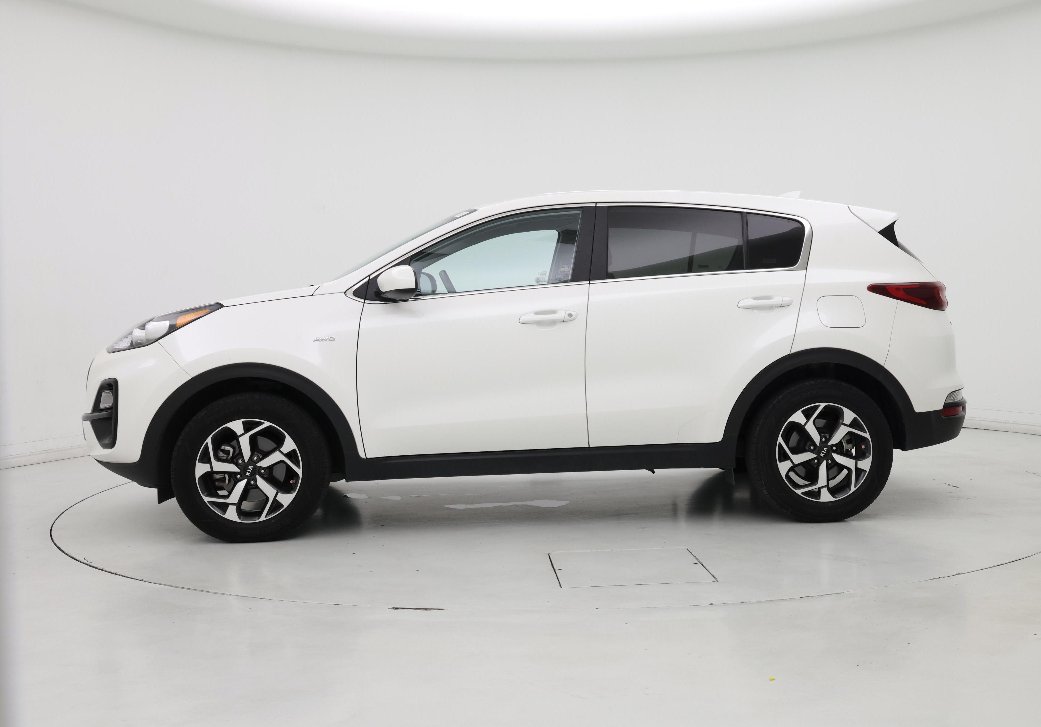 Thumbnail: 2021 Kia Sportage - 3