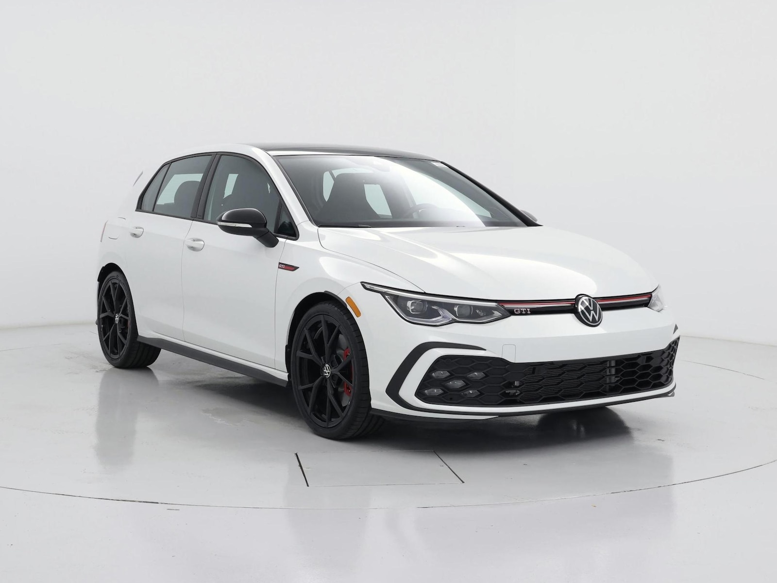 2024 Volkswagen Golf GTI SE - Photo 2