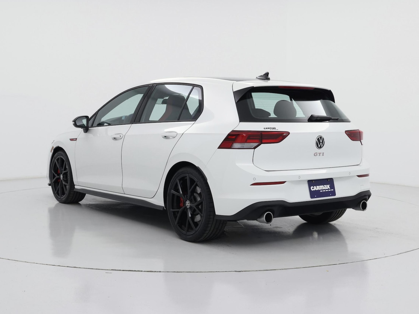 2024 Volkswagen Golf GTI SE - Photo 3