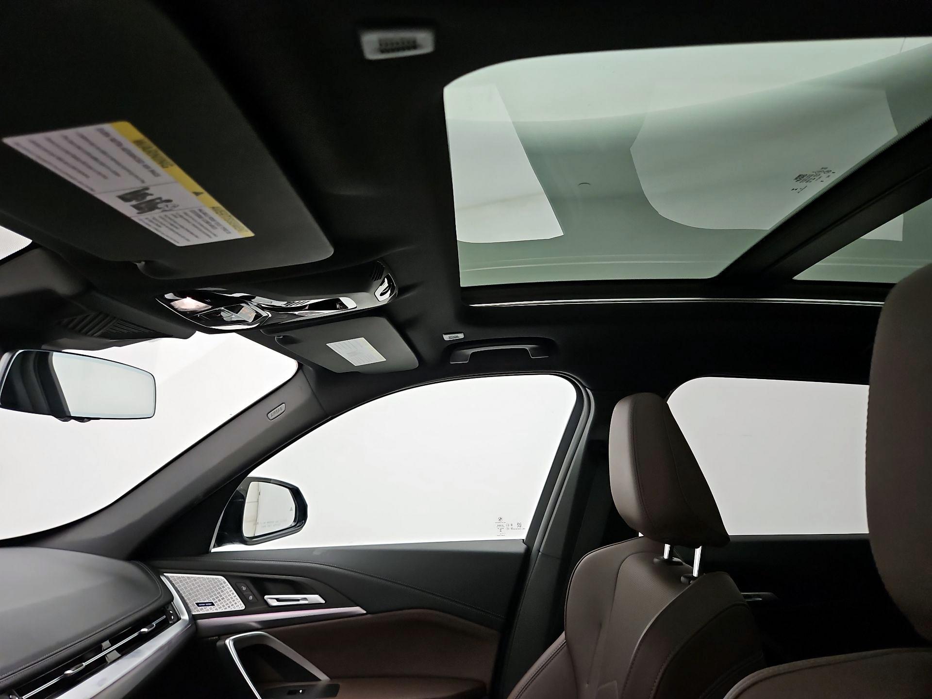 Thumbnail: 2025 BMW X1 - 20