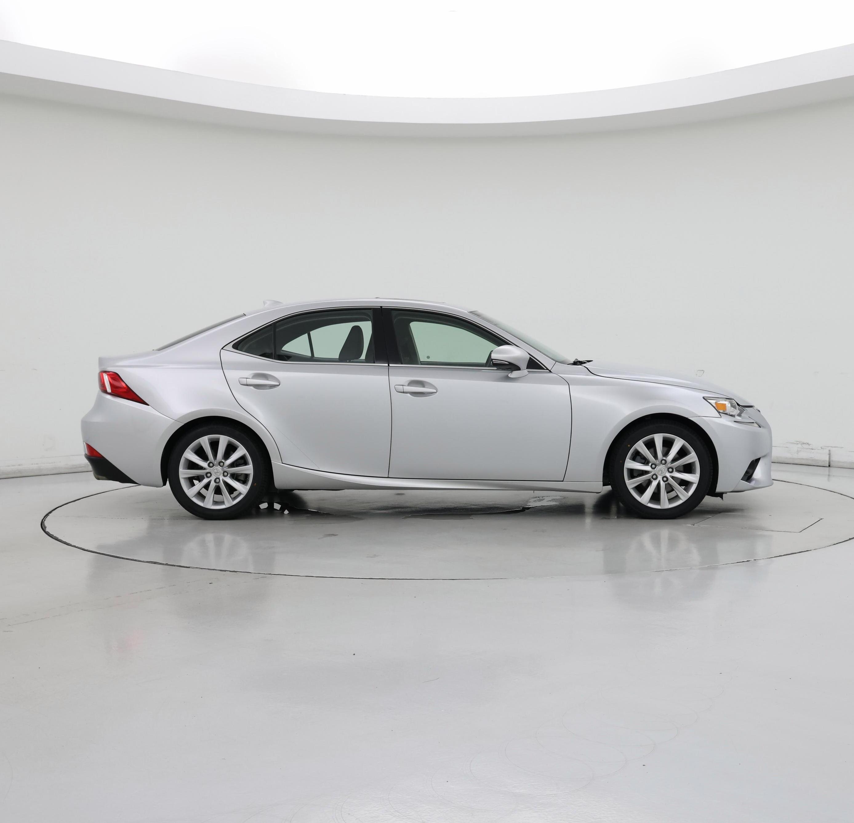 Thumbnail: 2015 Lexus IS - 7