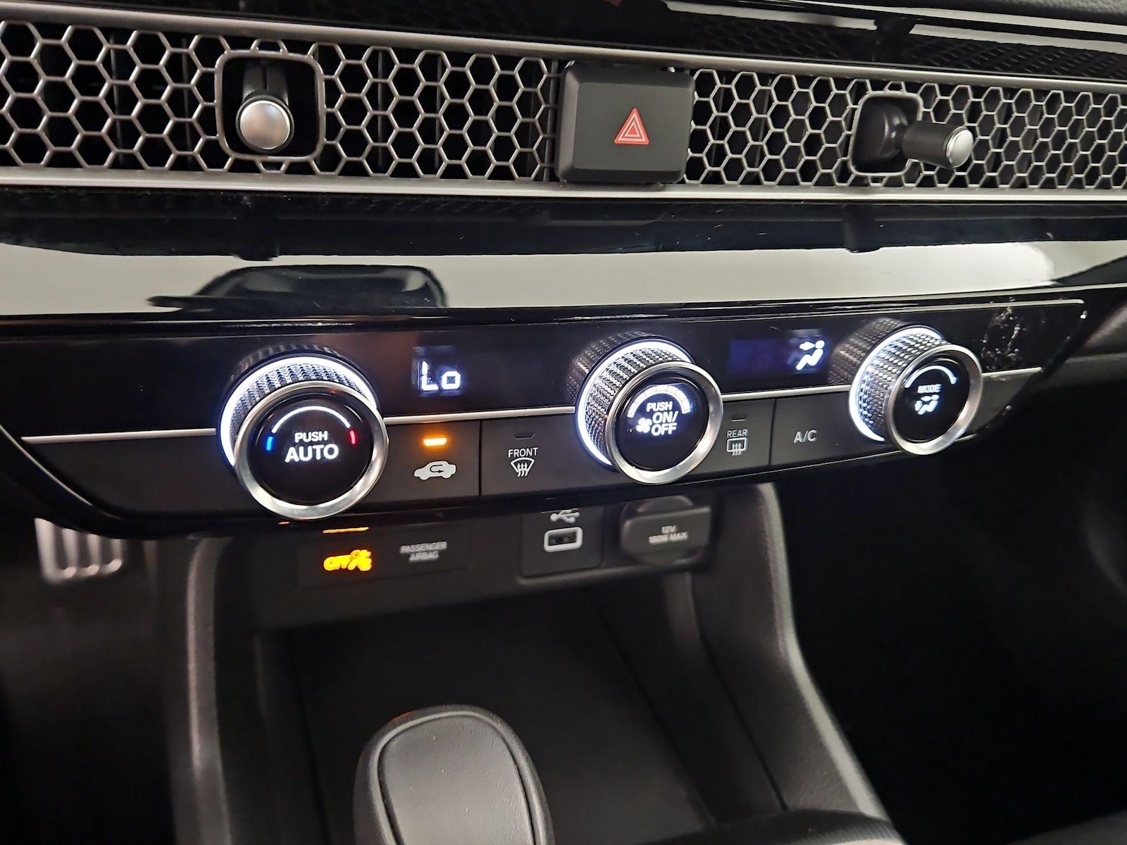 2024 Honda Civic Sport - Photo 17