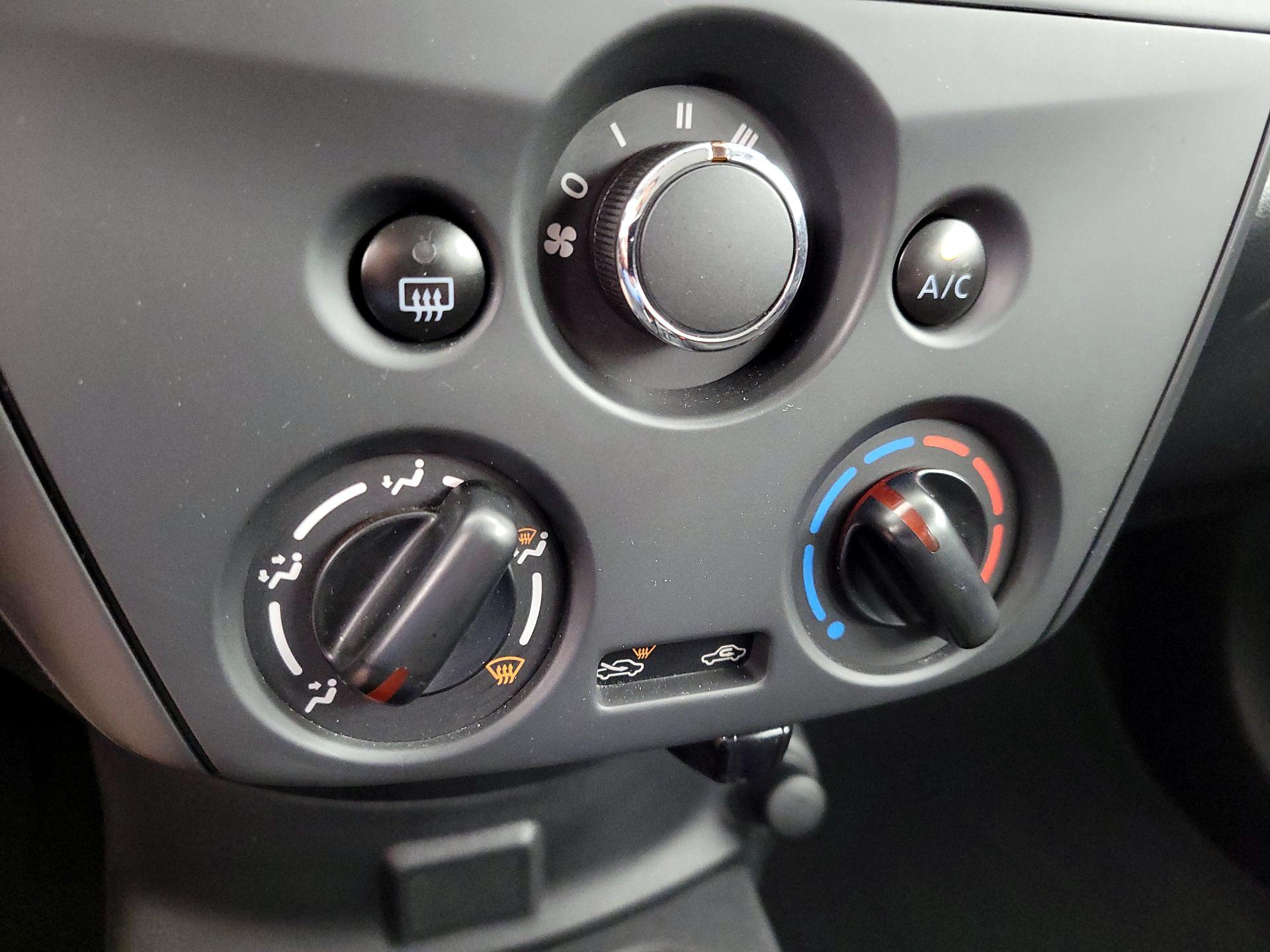 Thumbnail: 2017 Nissan Versa - 15