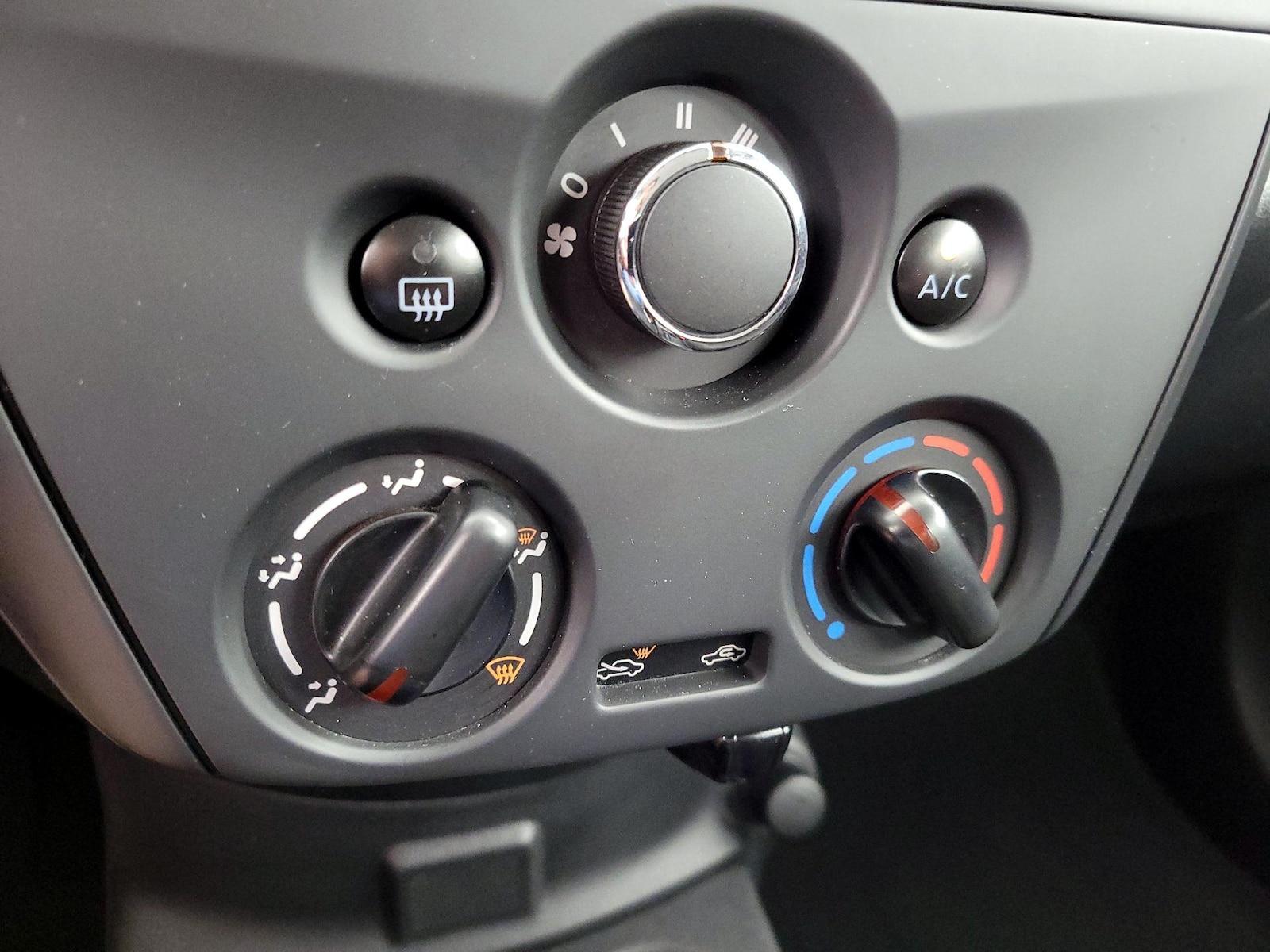 2017 Nissan Versa Sedan S Plus - Photo 16
