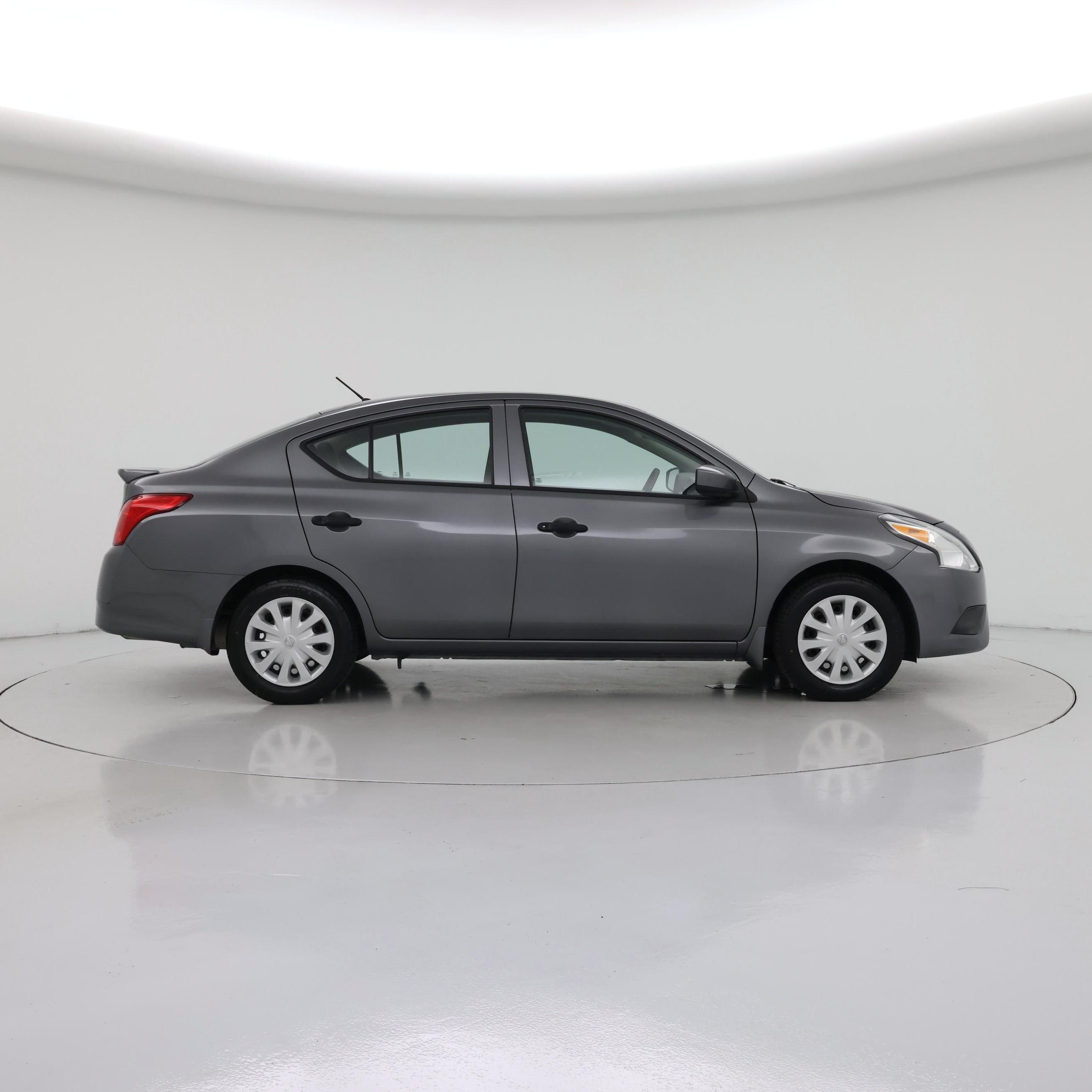 Thumbnail: 2017 Nissan Versa - 7