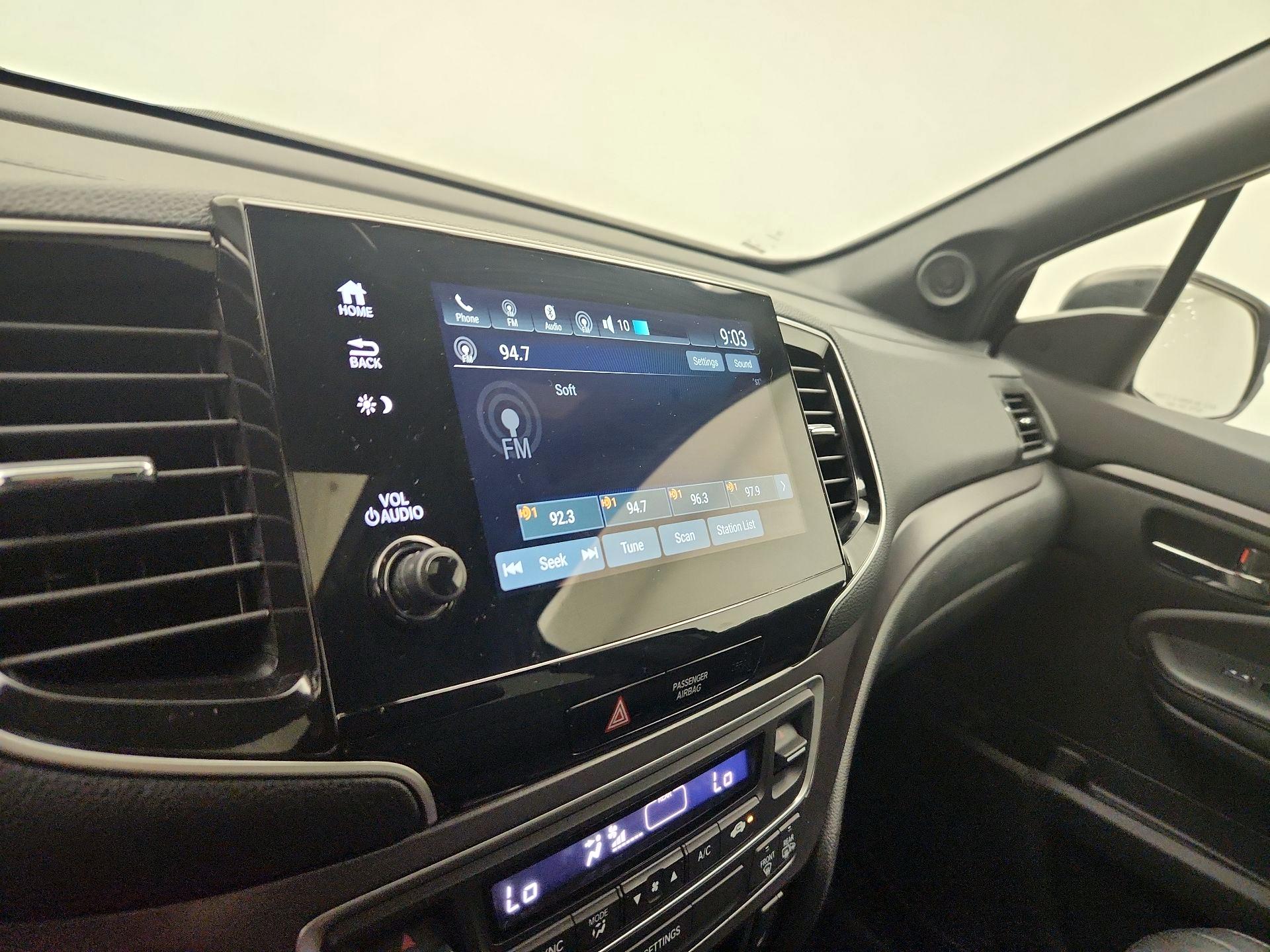 Thumbnail: 2020 Honda Passport - 14