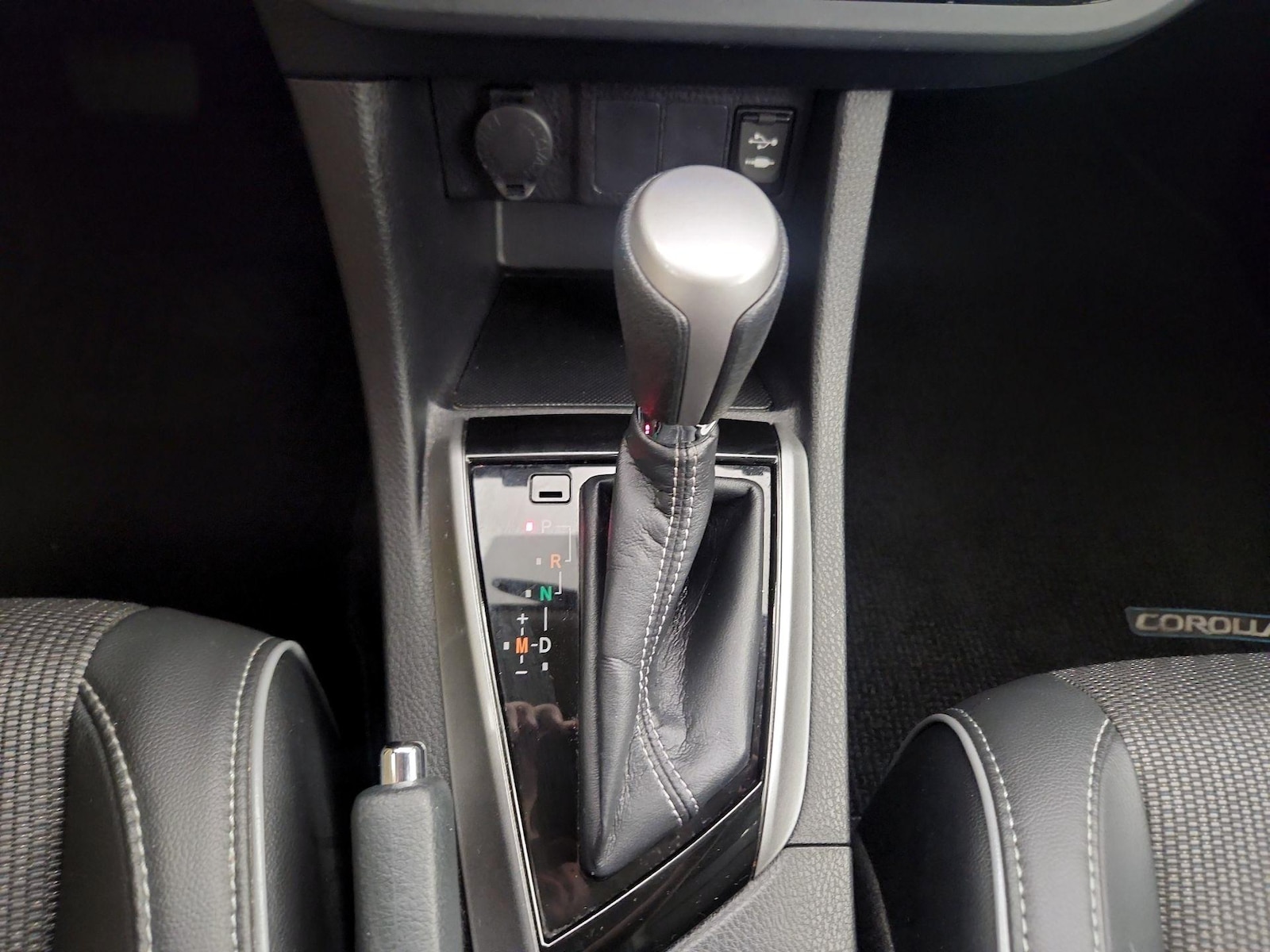 2016 Toyota Corolla S Plus - Photo 18