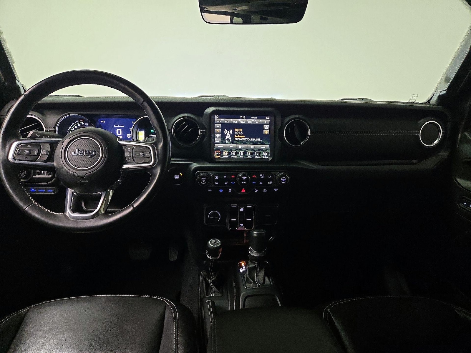 2021 Jeep Wrangler Unlimited Sahara 4XE - Photo 10