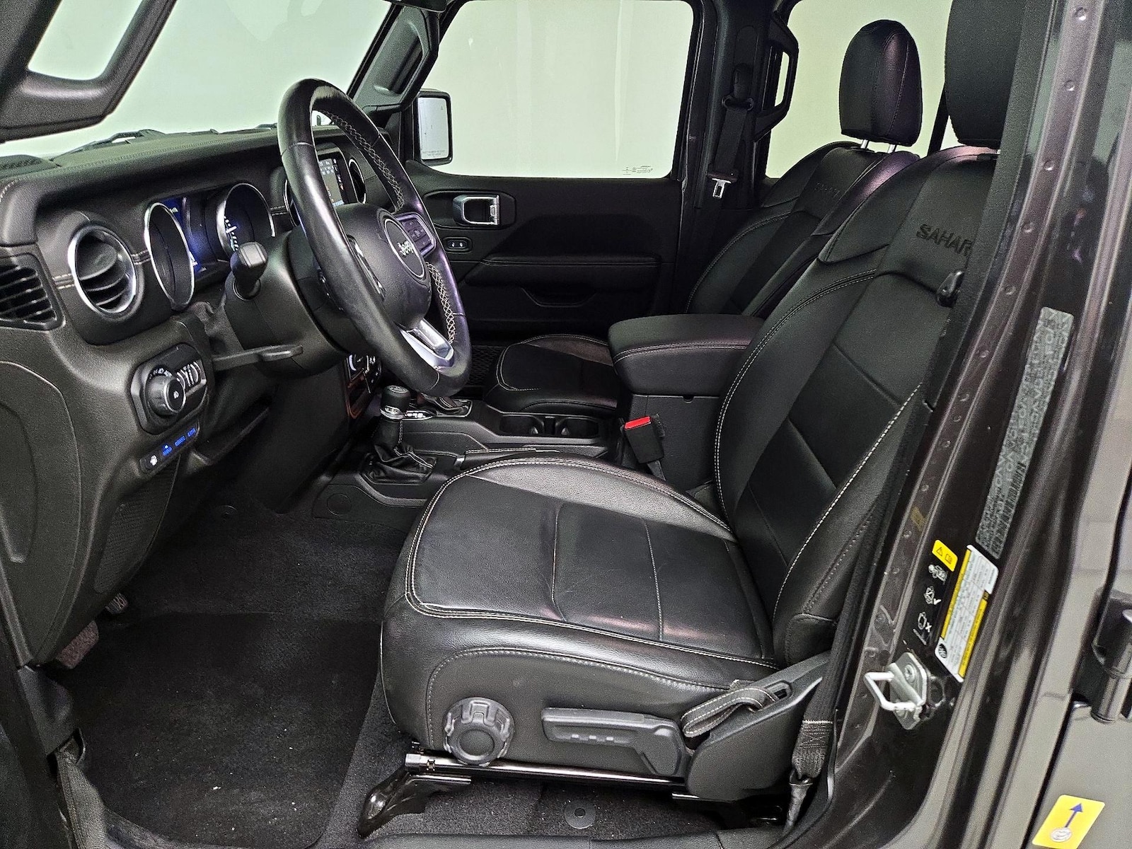 2021 Jeep Wrangler Unlimited Sahara 4XE - Photo 12