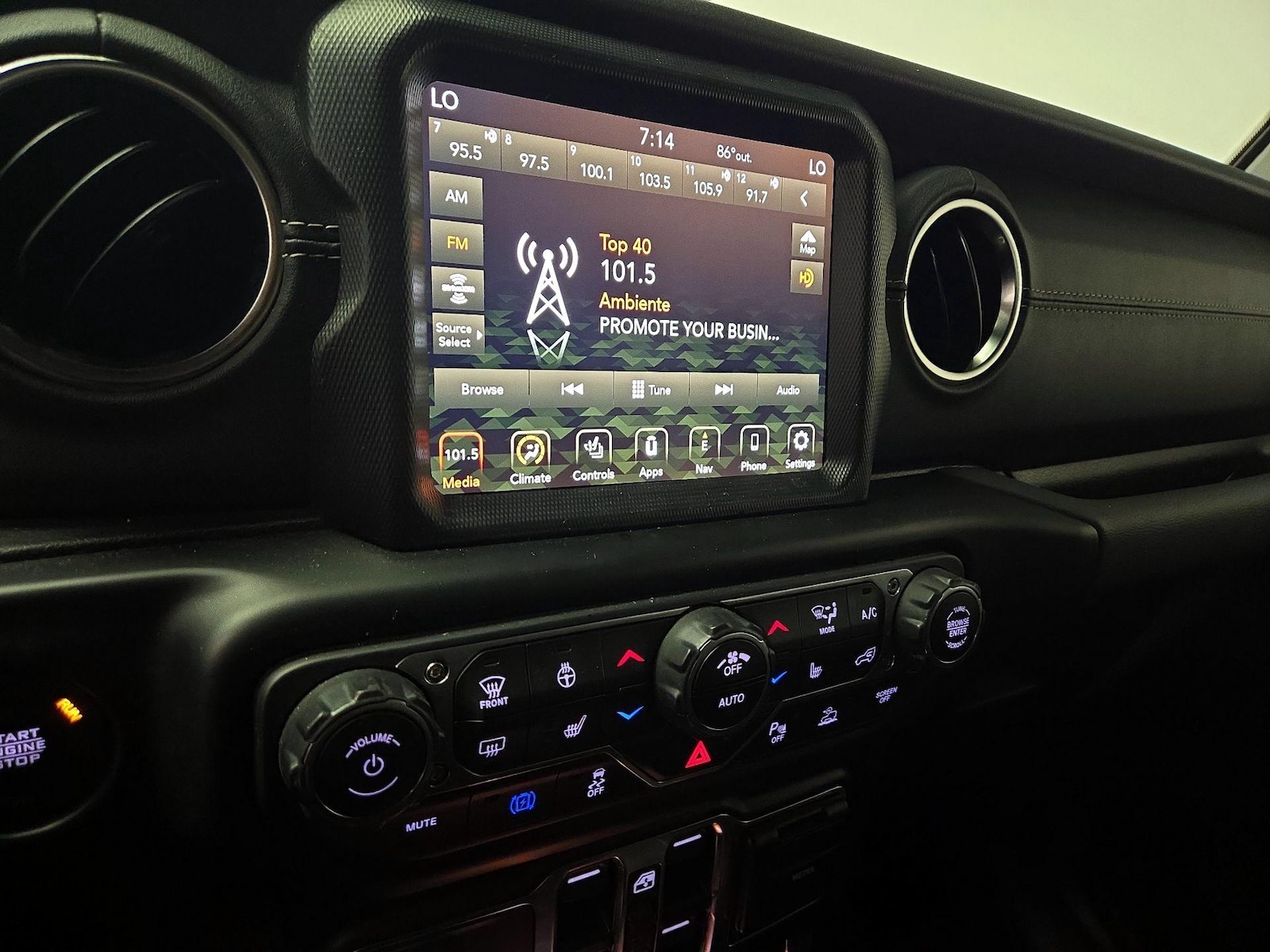2021 Jeep Wrangler Unlimited Sahara 4XE - Photo 16