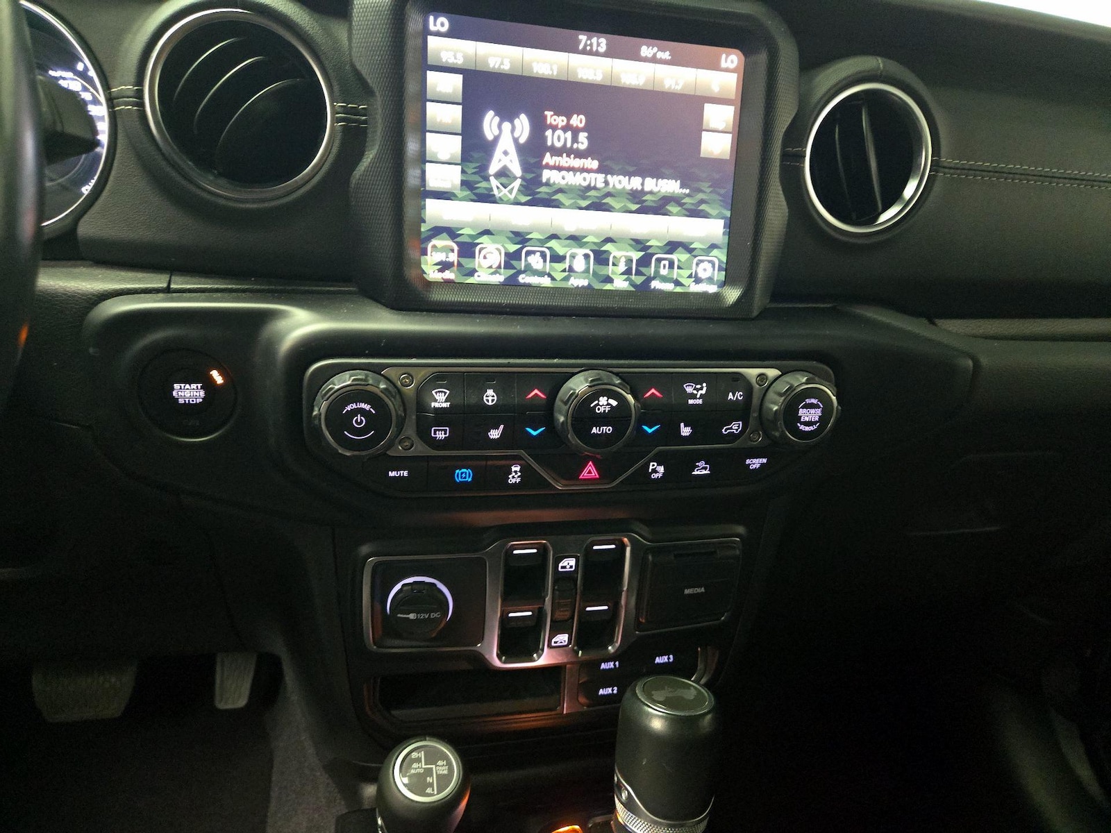 2021 Jeep Wrangler Unlimited Sahara 4XE - Photo 17