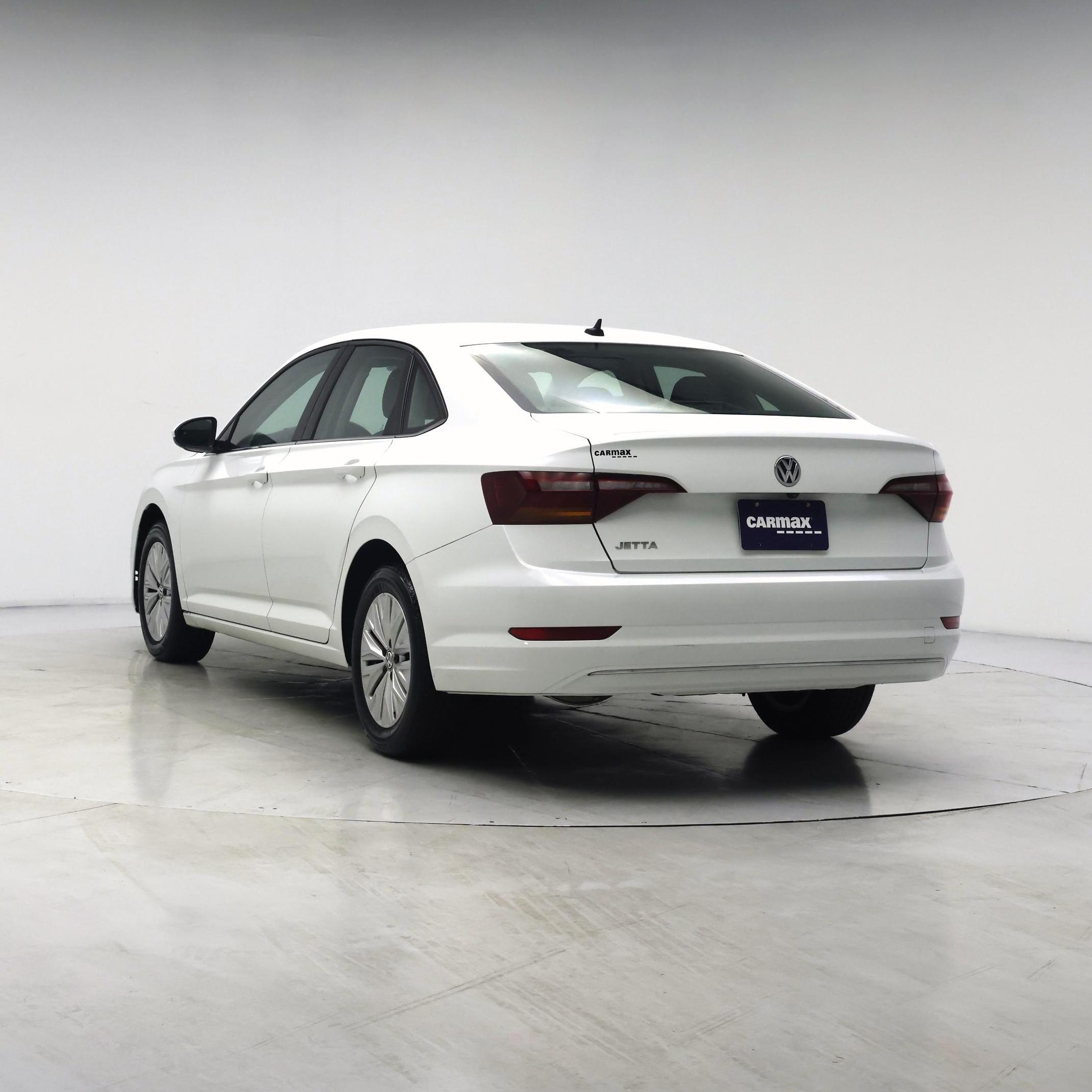 Thumbnail: 2019 Volkswagen Jetta - 2