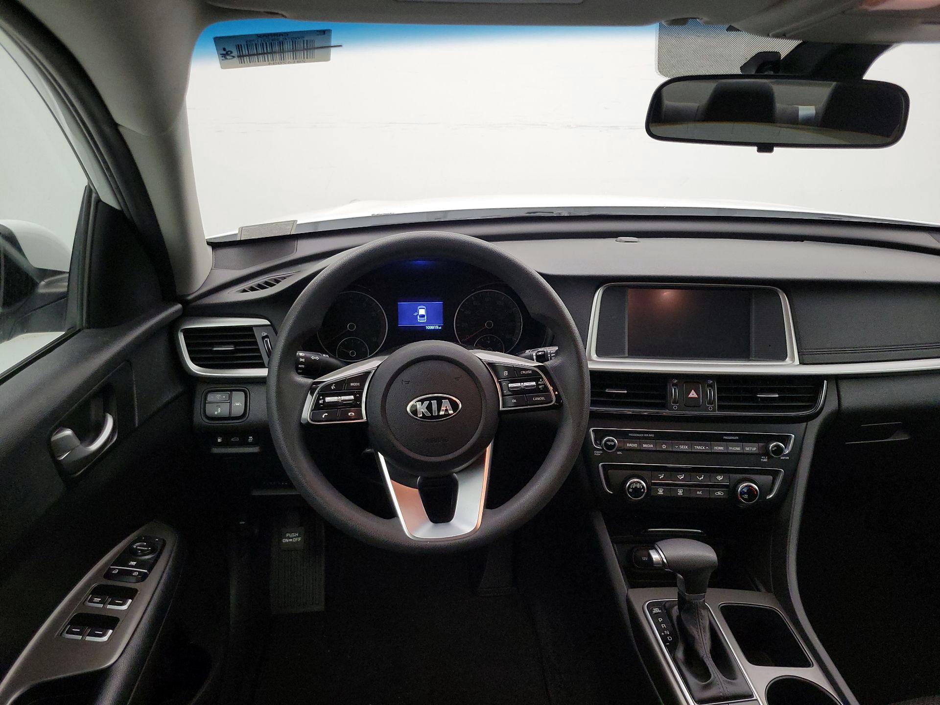 Thumbnail: 2019 Kia Optima - 10