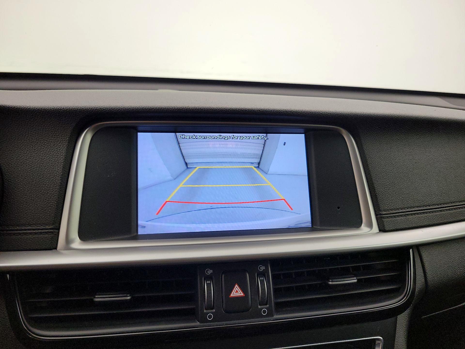 Thumbnail: 2019 Kia Optima - 14