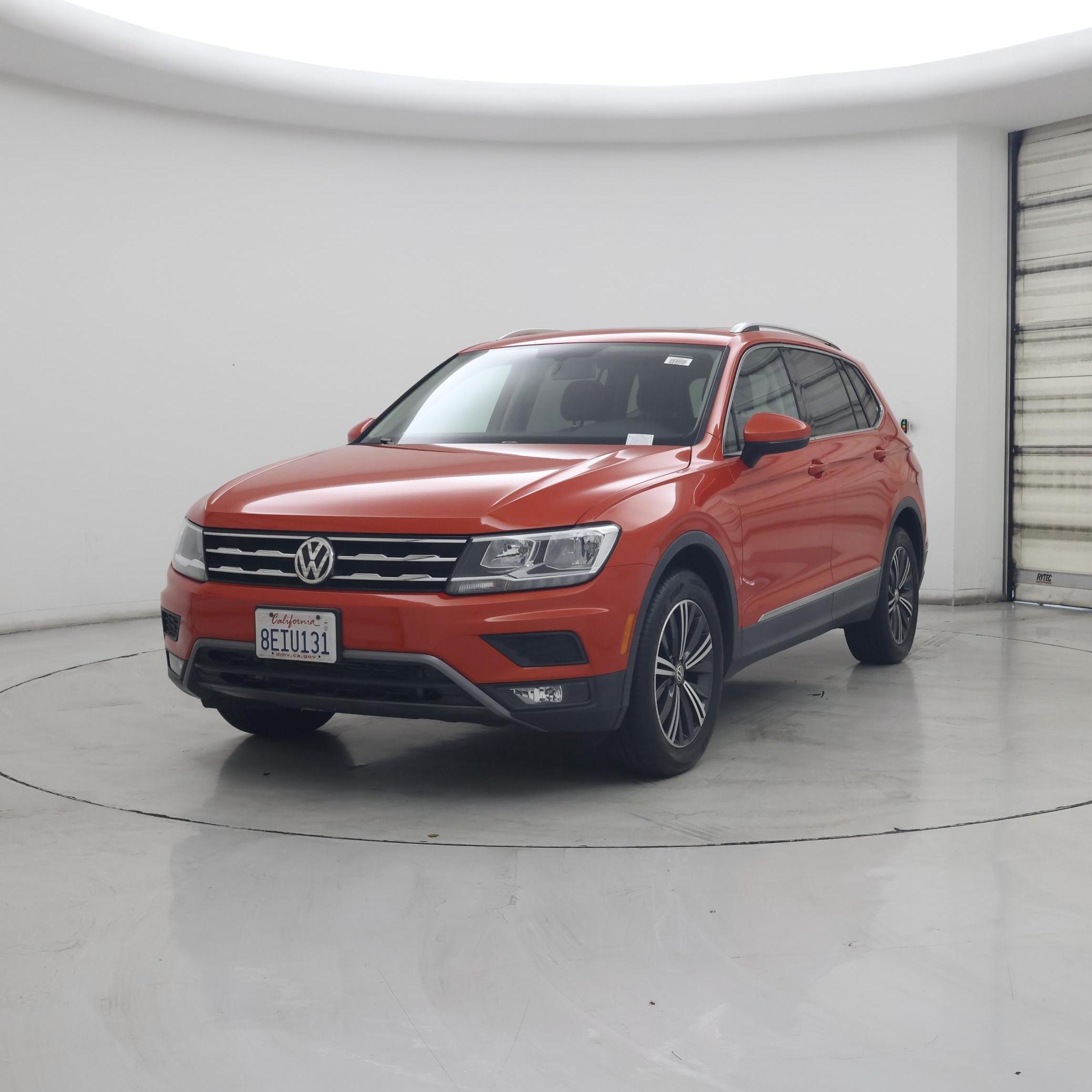 Thumbnail: 2018 Volkswagen Tiguan - 4