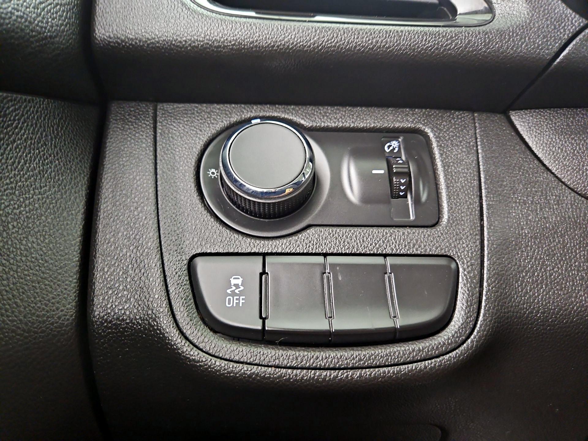 Thumbnail: 2017 Chevrolet Spark - 13