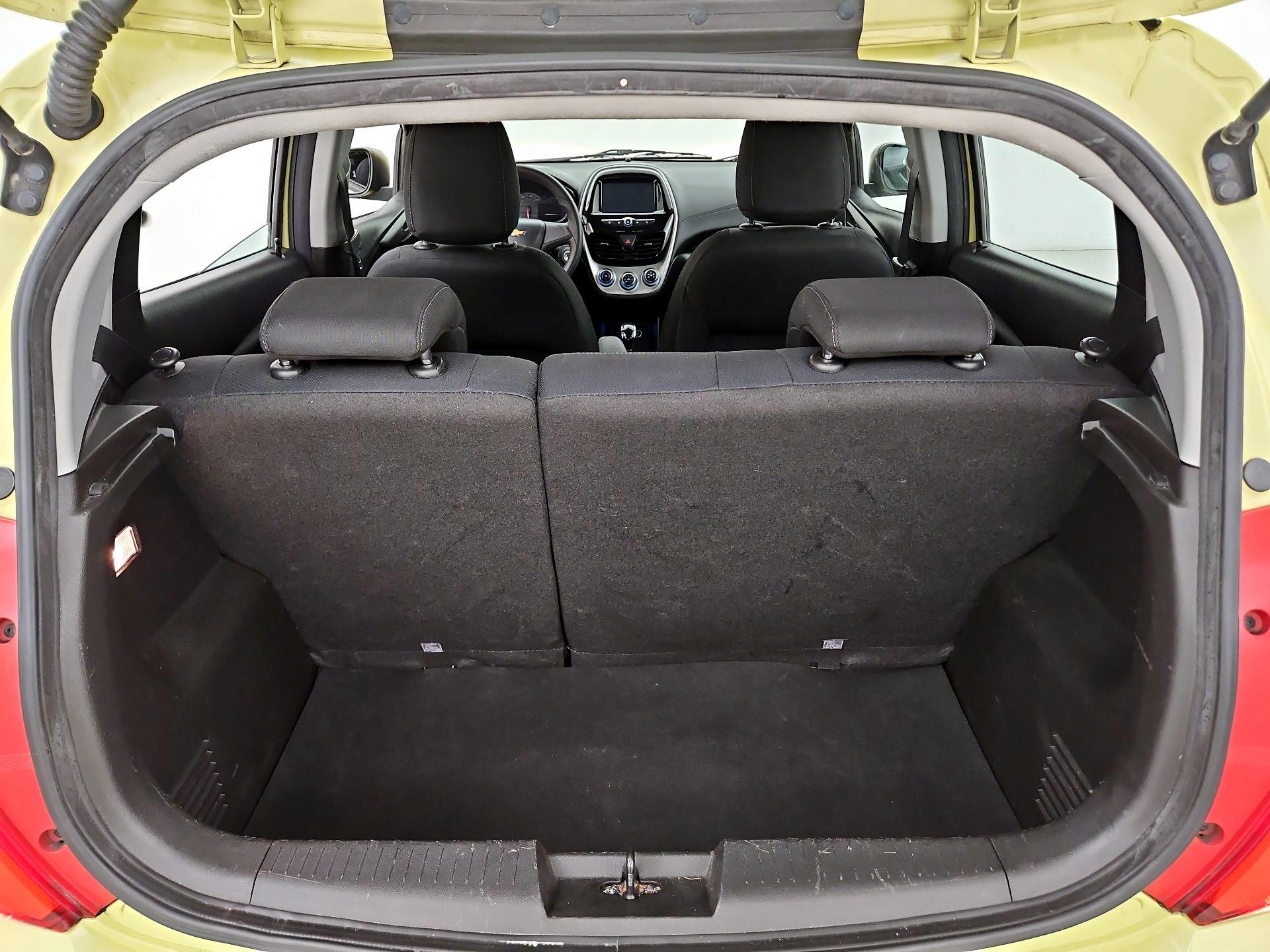 Thumbnail: 2017 Chevrolet Spark - 20