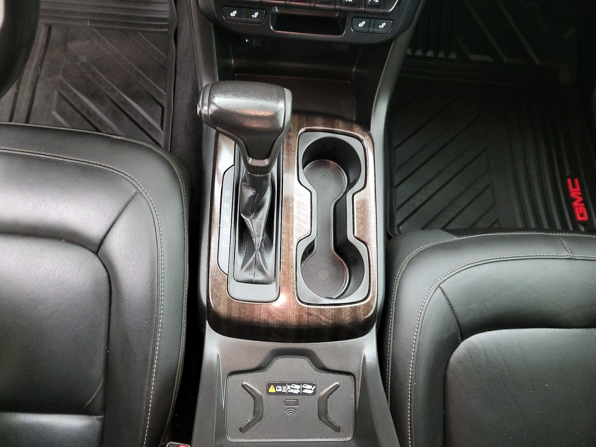 Thumbnail: 2019 GMC Canyon - 18
