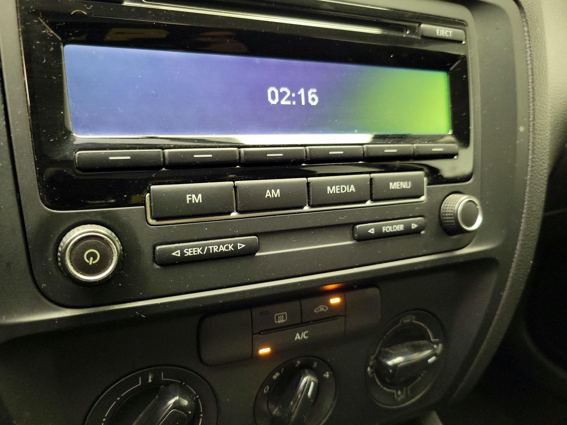 Thumbnail: 2015 Volkswagen Jetta - 14