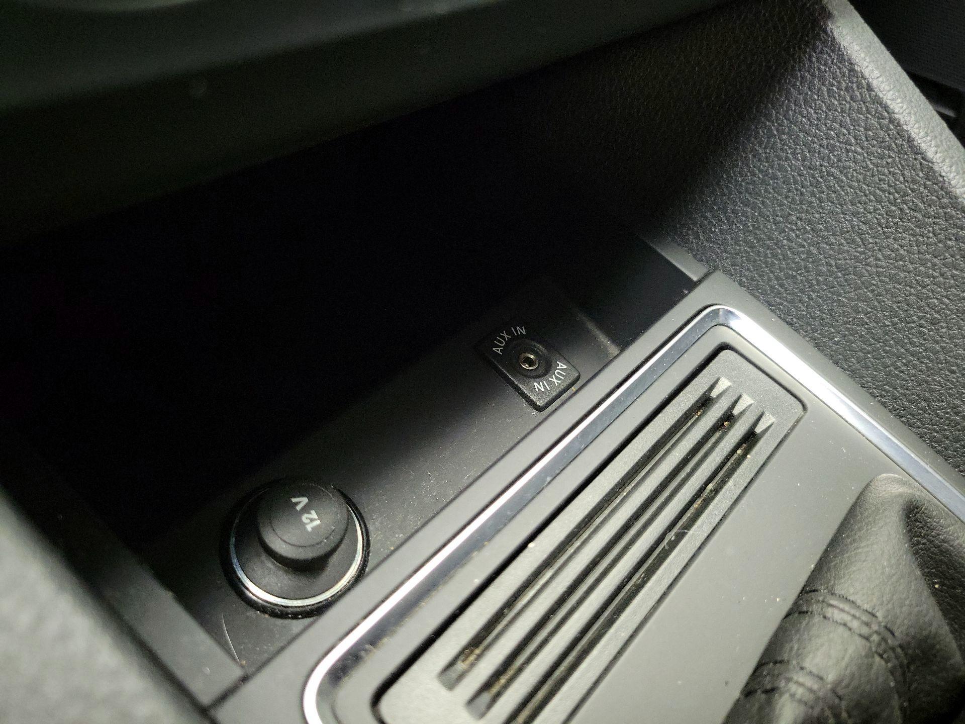 Thumbnail: 2015 Volkswagen Jetta - 17