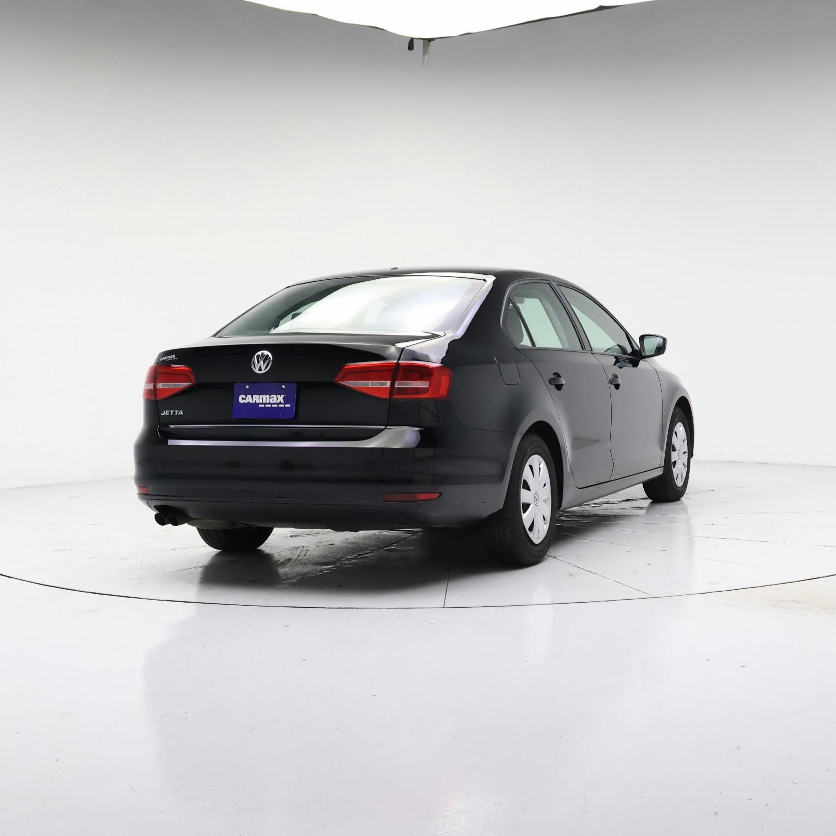 Thumbnail: 2015 Volkswagen Jetta - 4