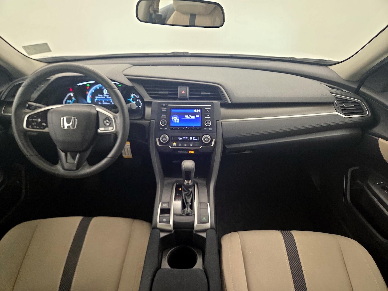 2019 Honda Civic LX - Photo 10