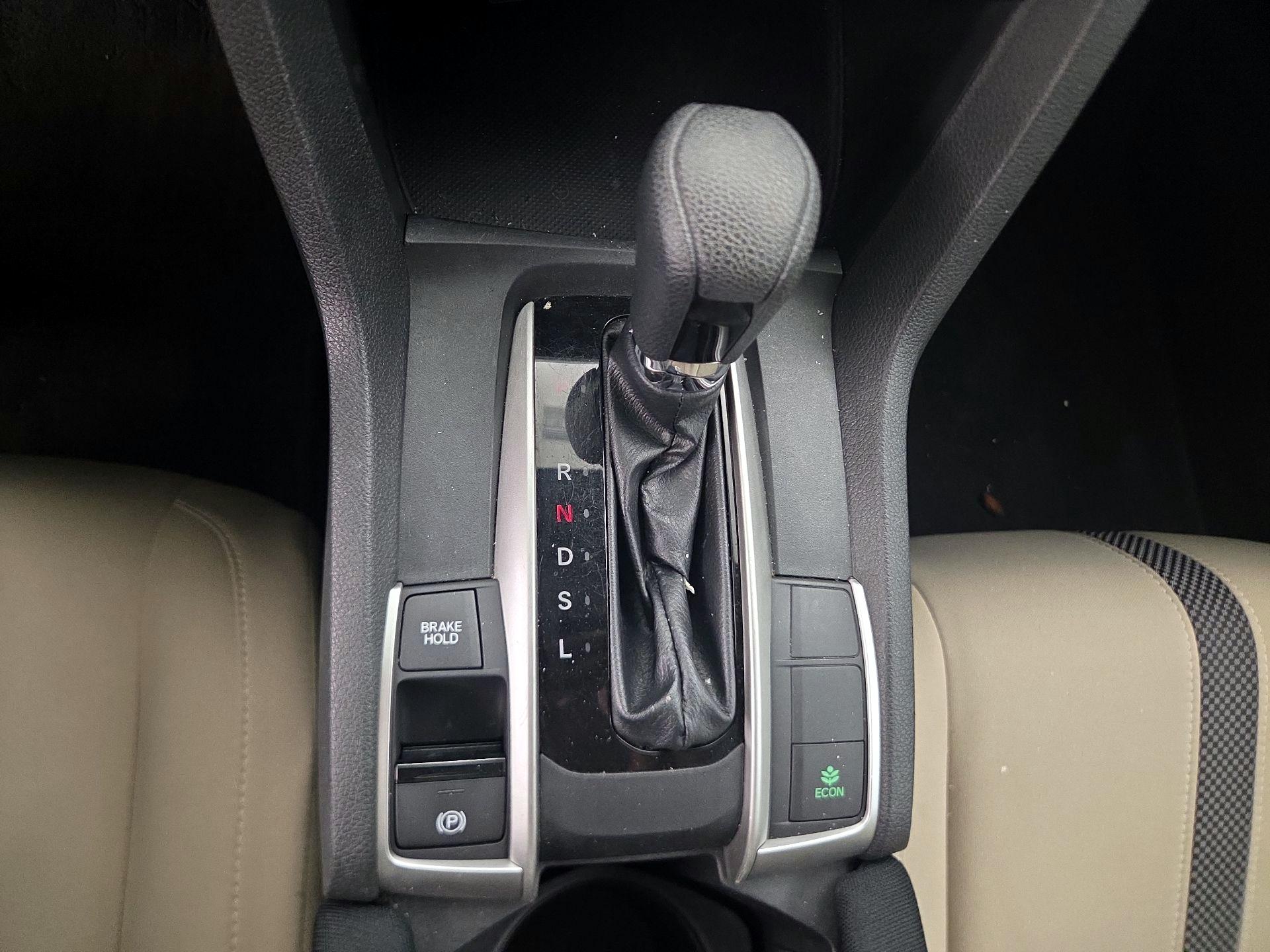 Thumbnail: 2019 Honda Civic - 17