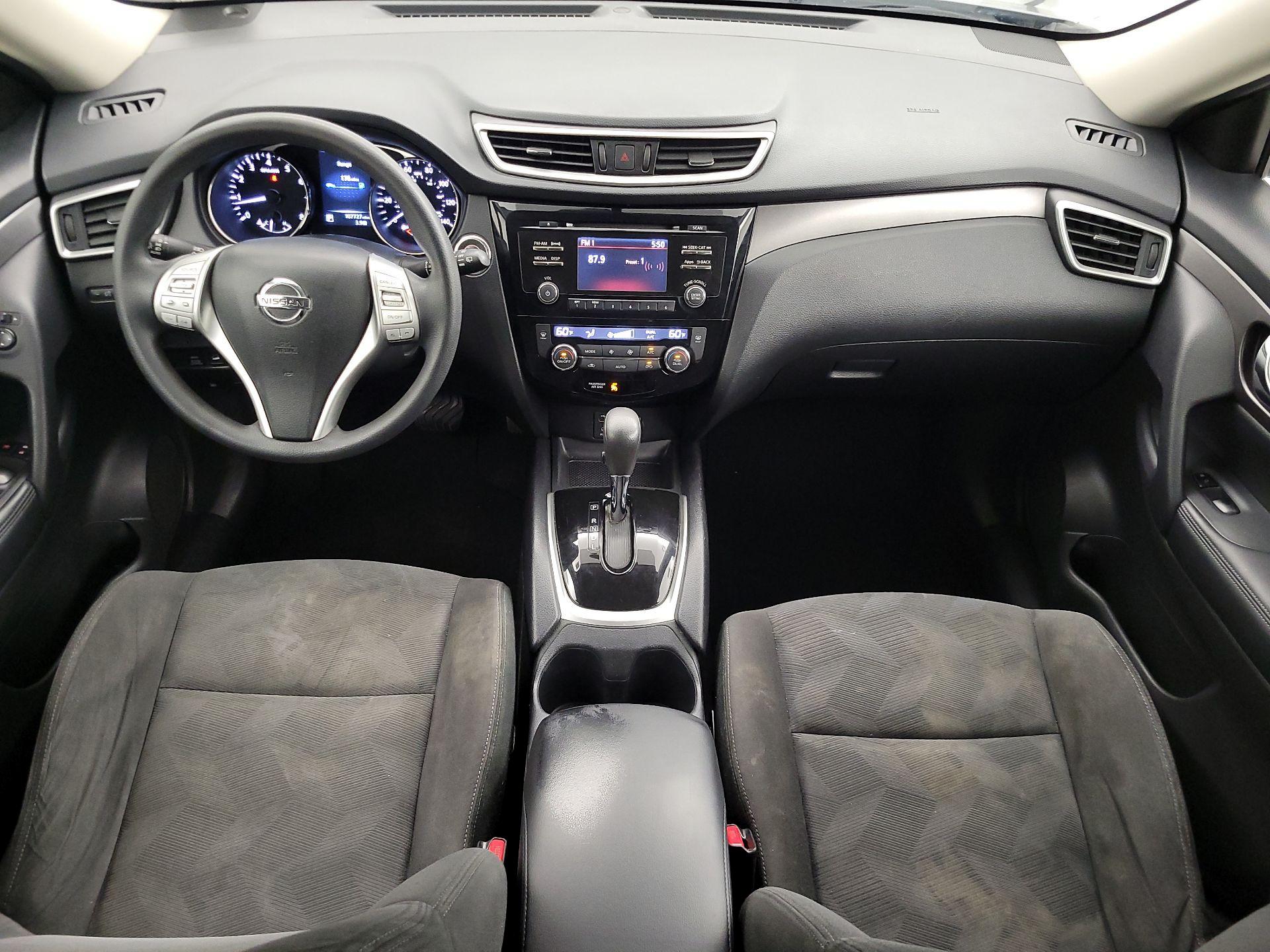 Thumbnail: 2016 Nissan Rogue - 9
