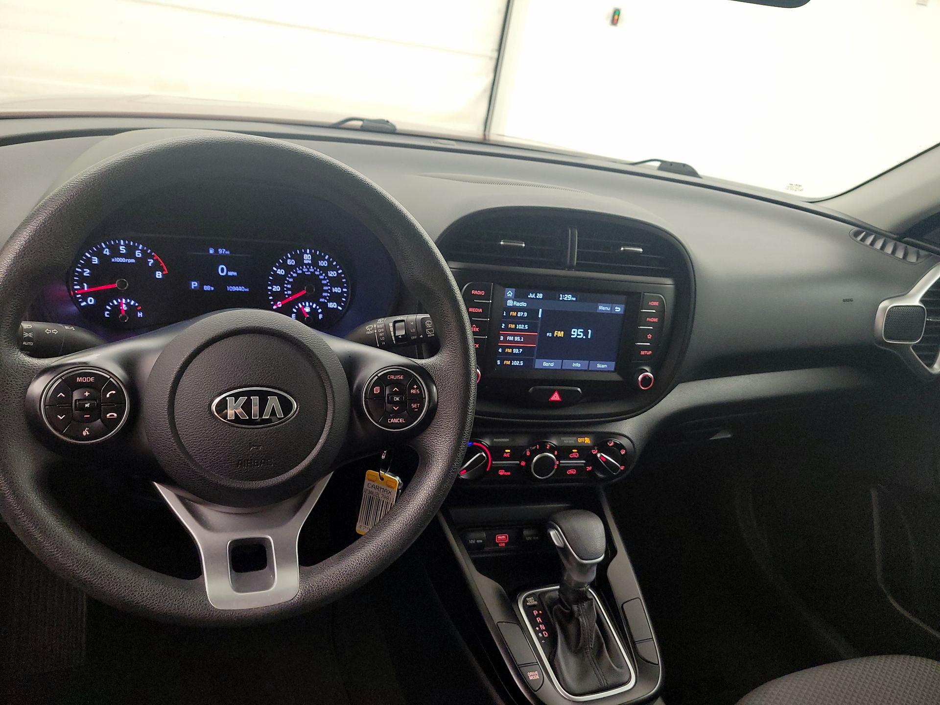 Thumbnail: 2020 Kia Soul - 9