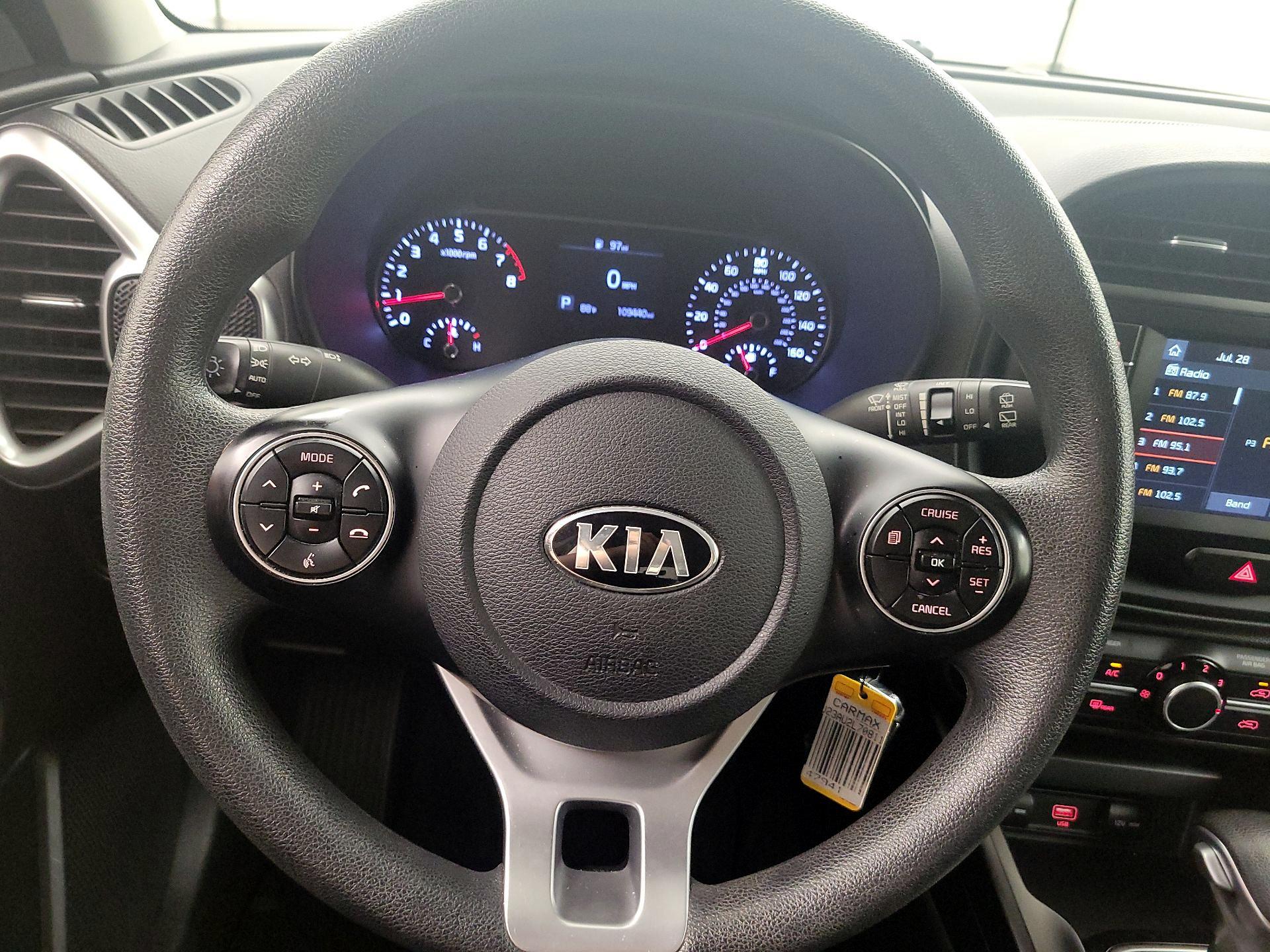 Thumbnail: 2020 Kia Soul - 10